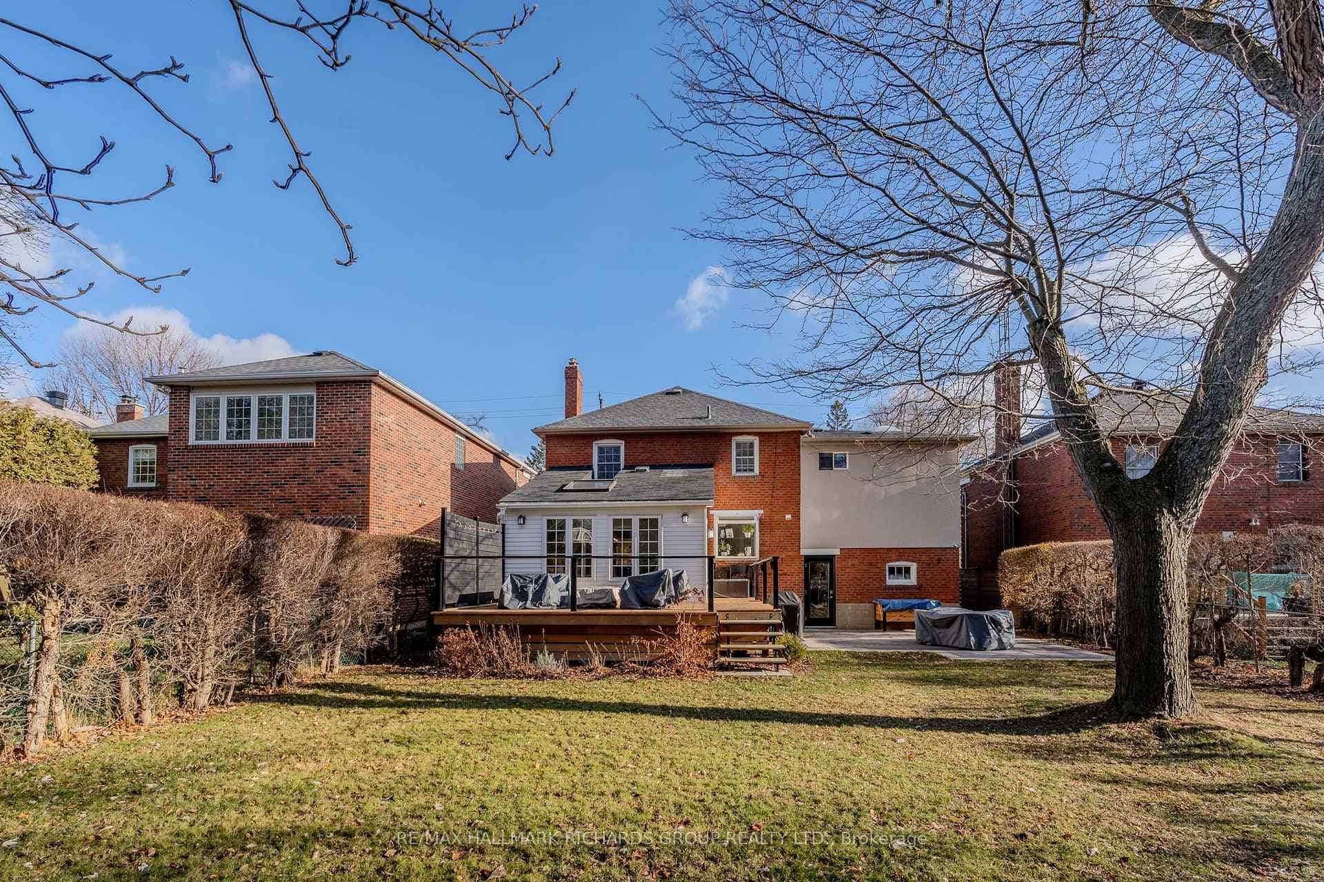 4 Midland Avenue photo 35