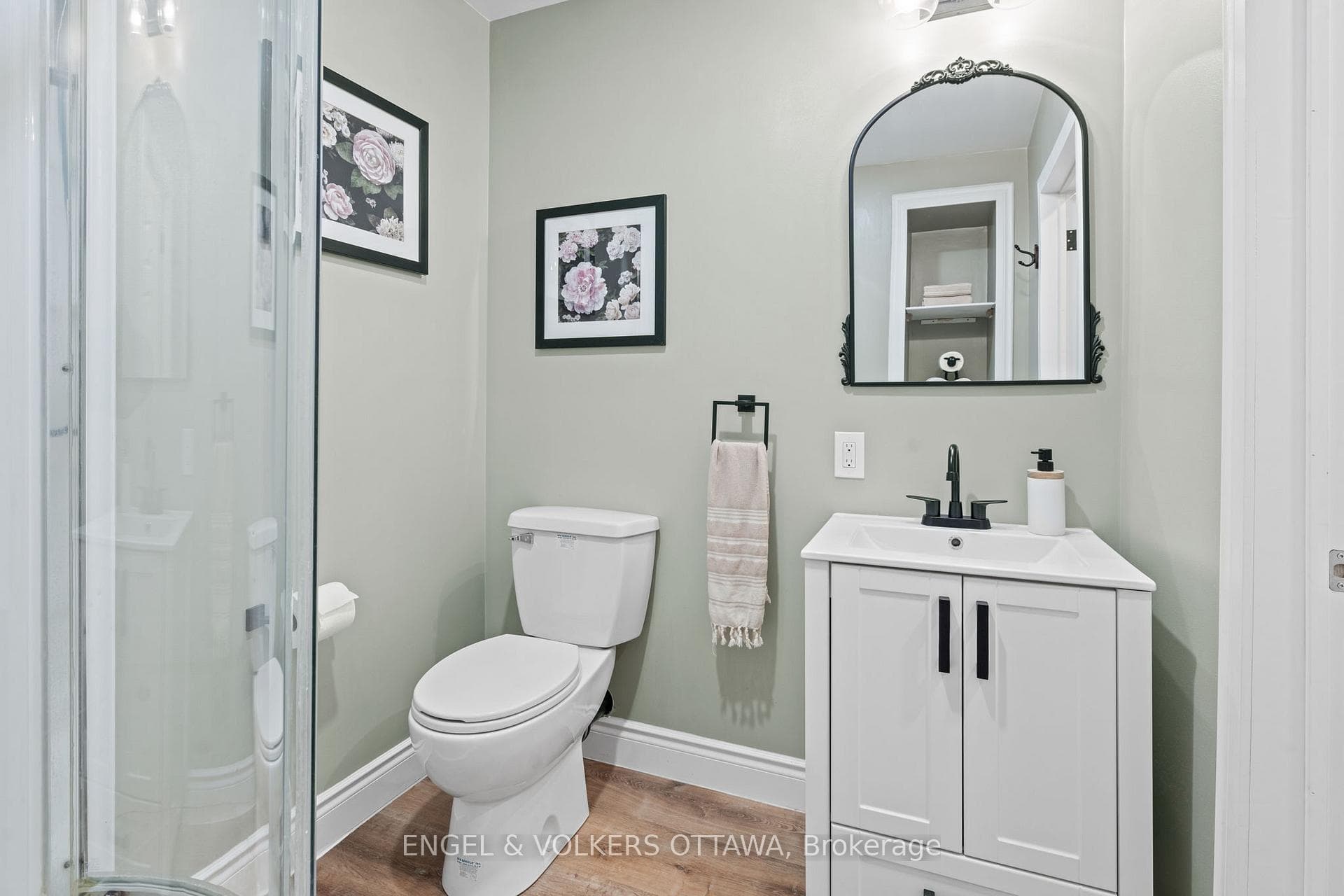 2040 York's Corners Road photo 31