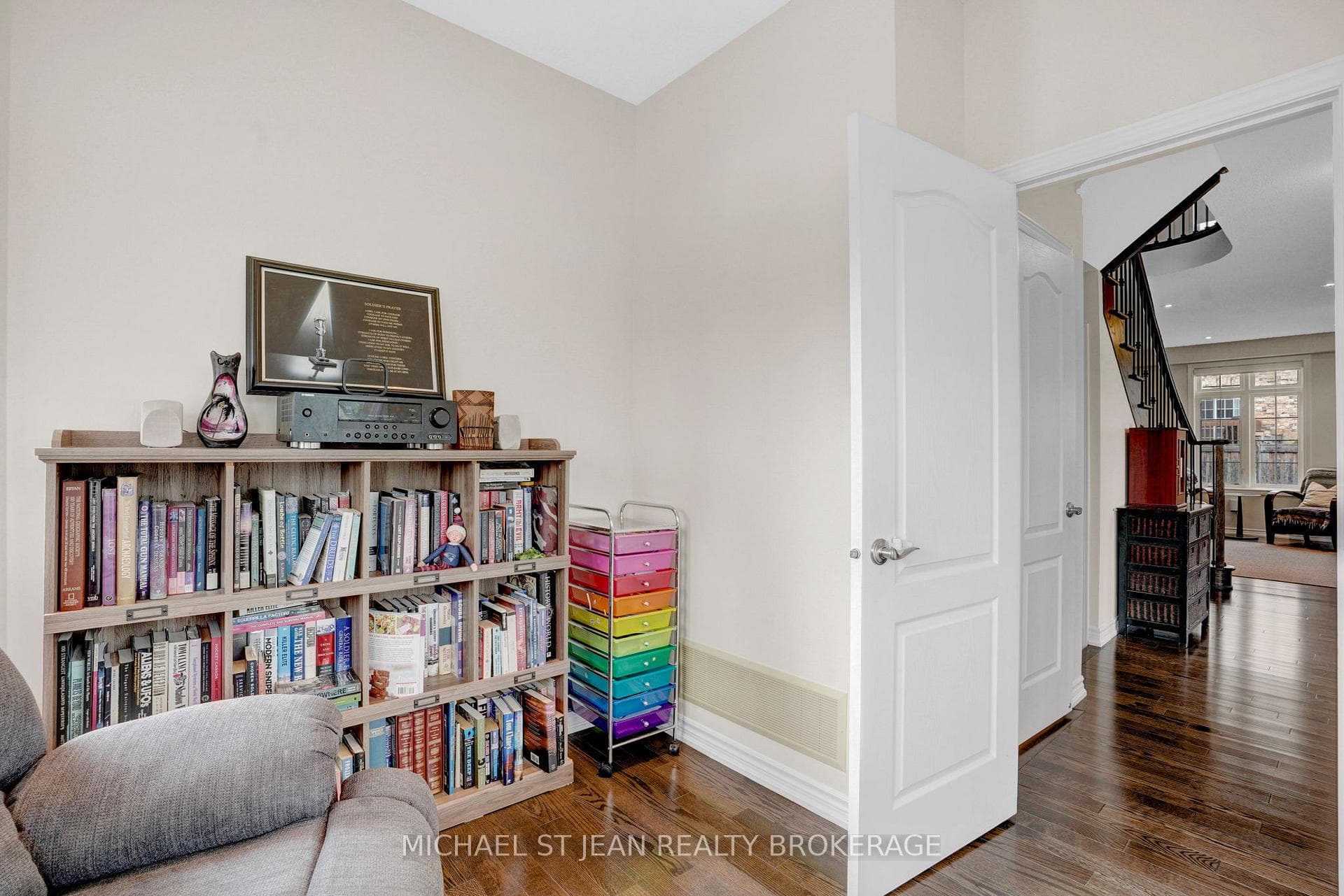593 MILLER Way photo 7