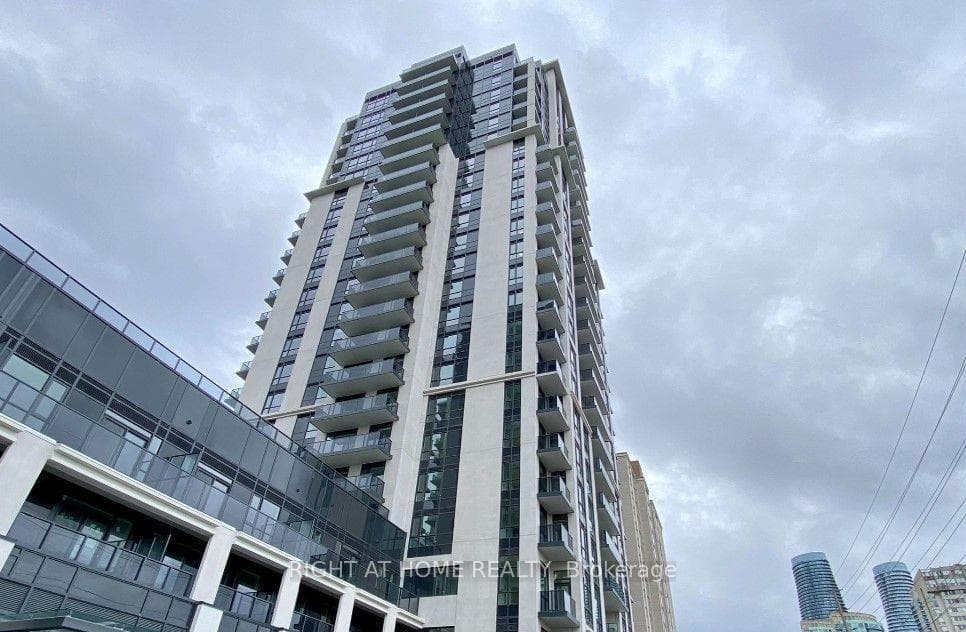 202 Burnhamthorpe Road Unit 1607 photo 1