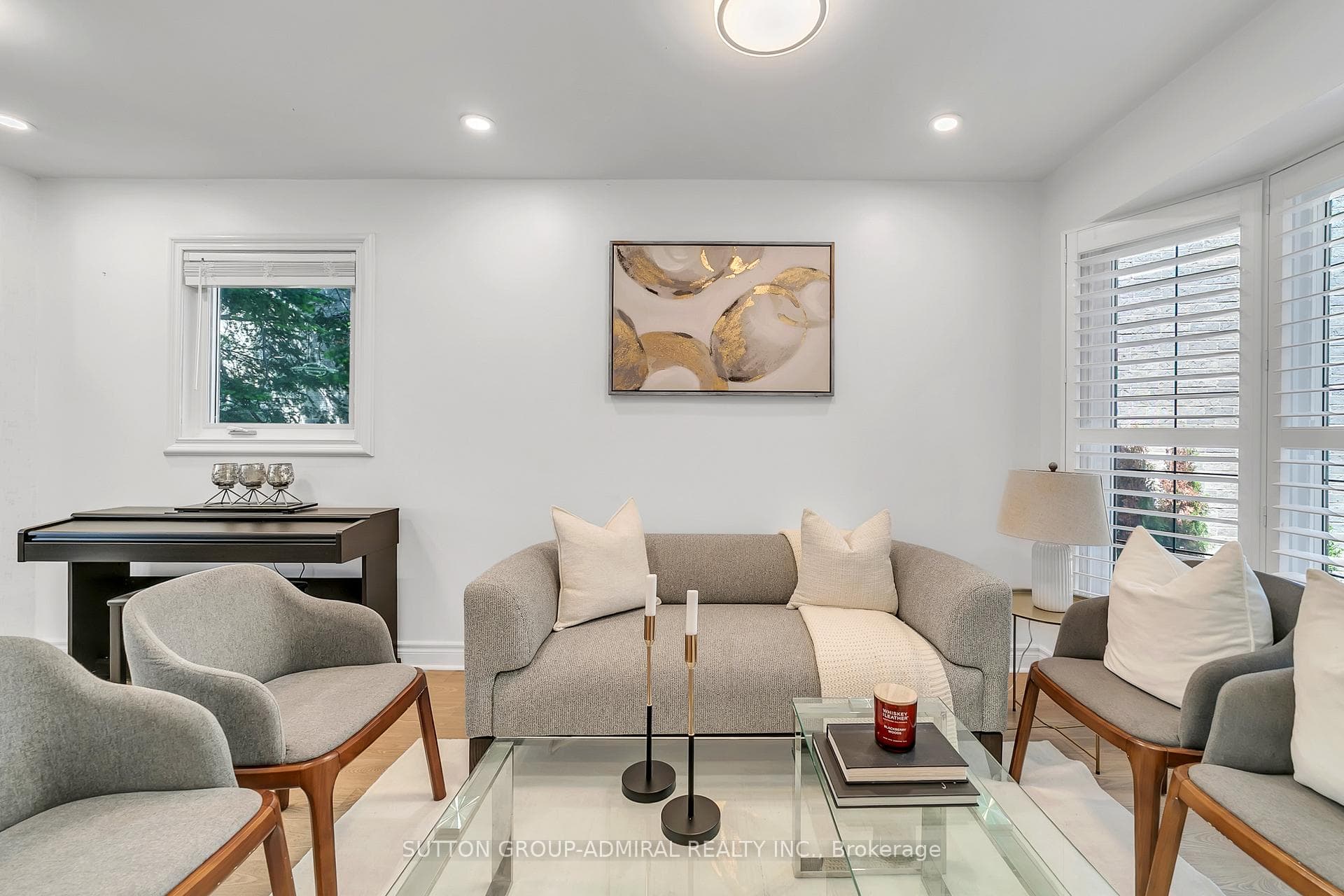 10 Park Lane Circle photo 6