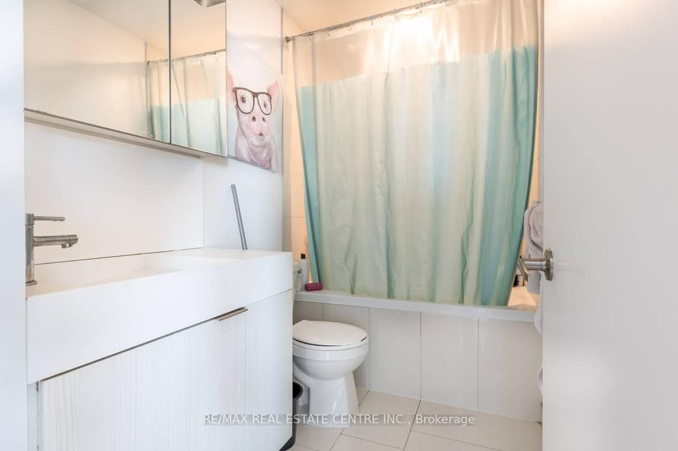 15 Lower Jarvis Street Unit 2412 photo 14