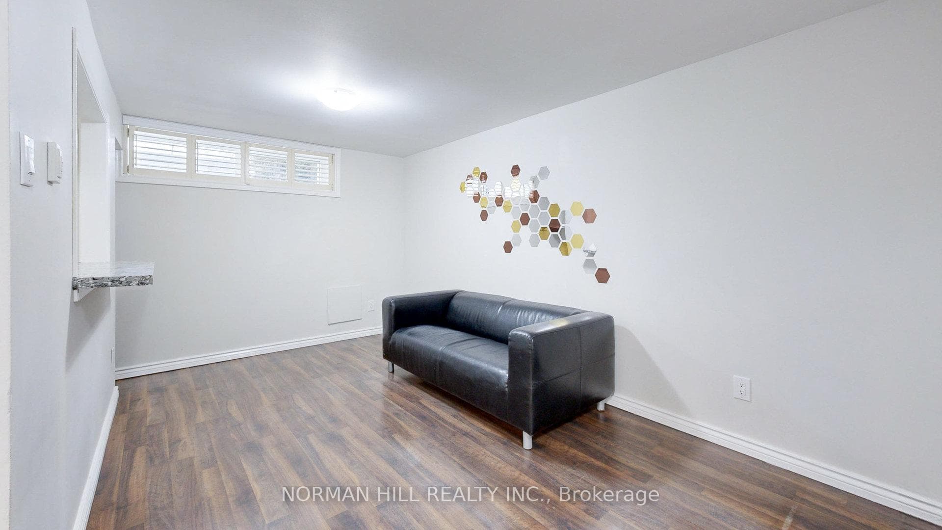 32 Walter Avenue photo 26