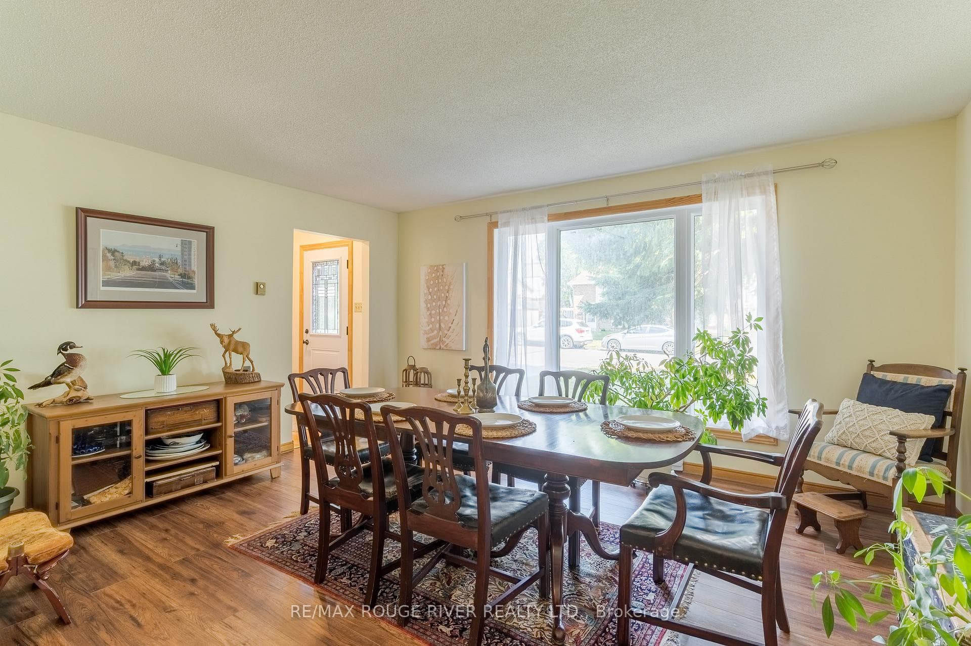 875 Westwood Crescent photo 13