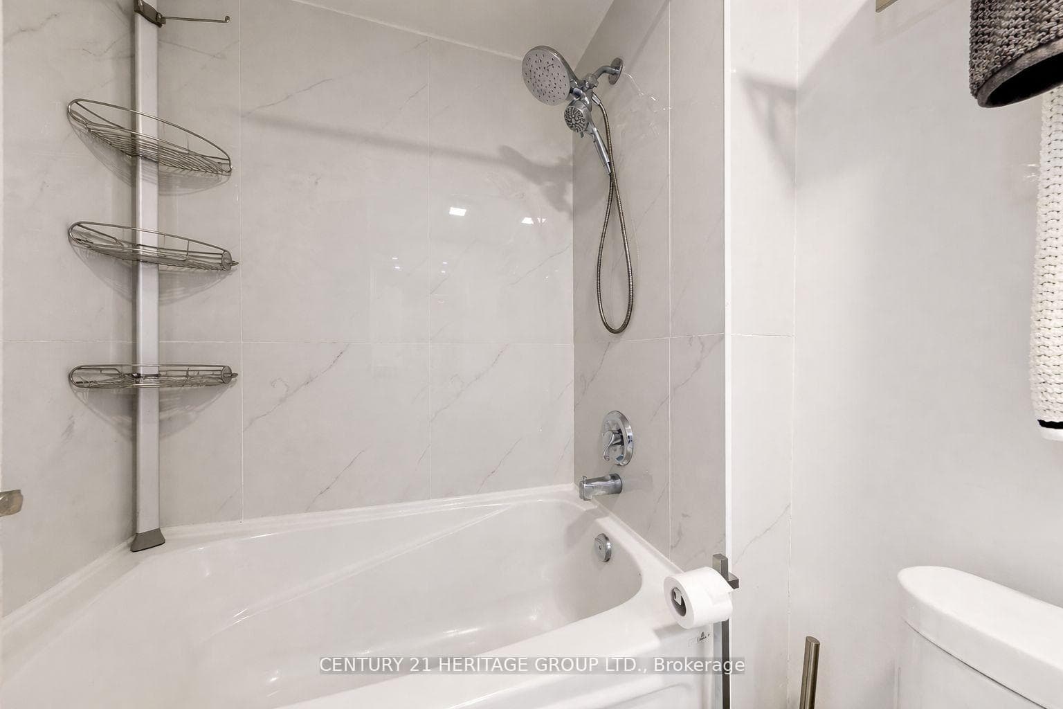 8 Dunkeld Way photo 38