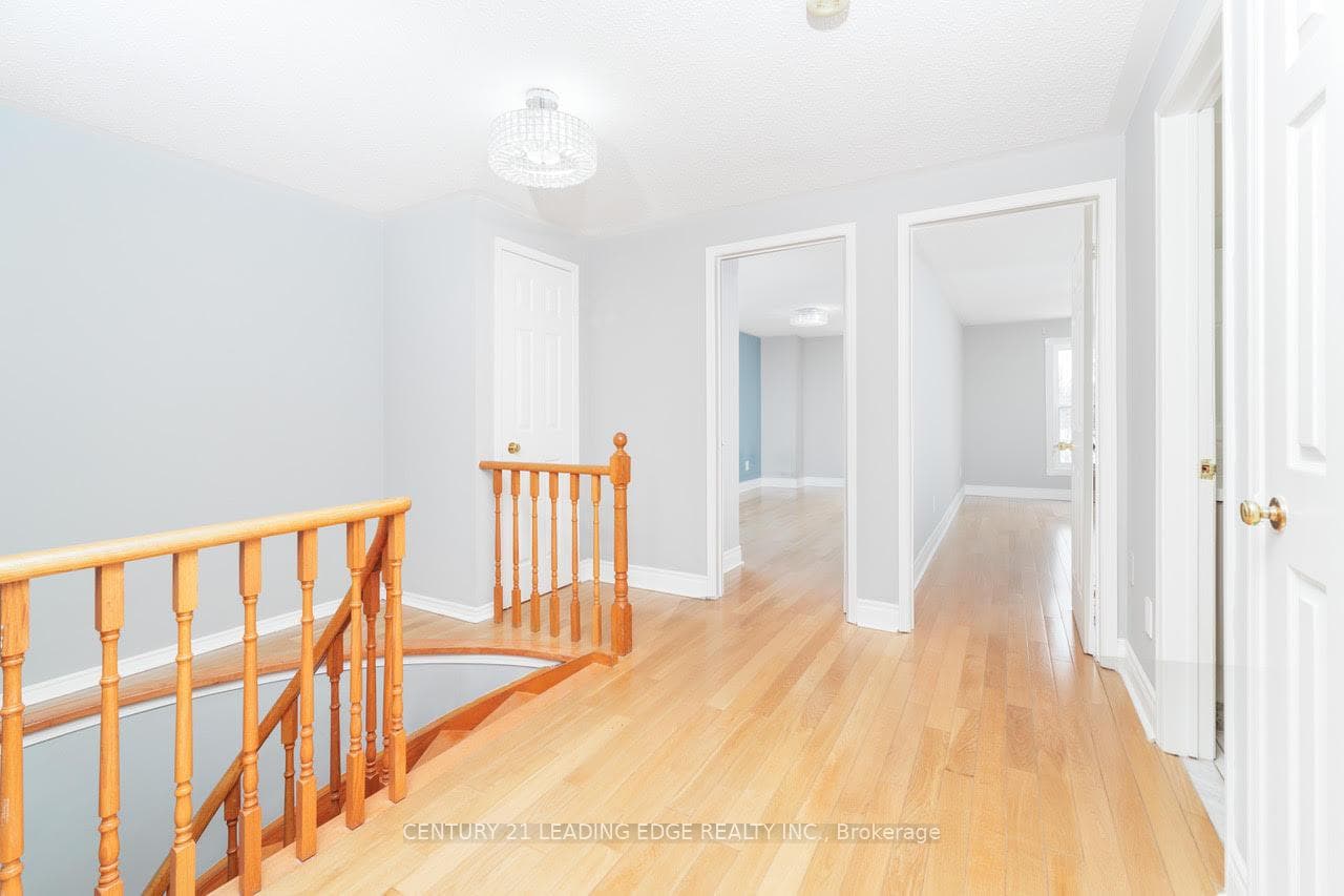 29 Major Oak Terrace photo 27