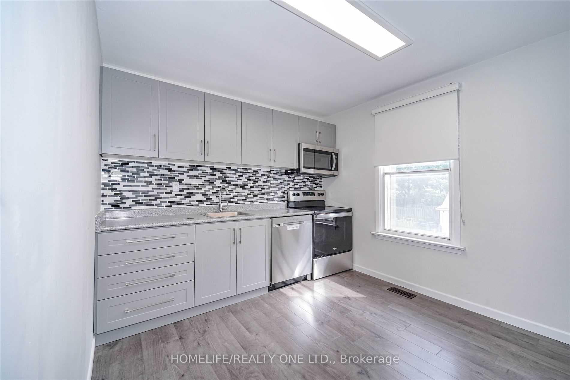 104 Benson Avenue Unit Upper photo 9