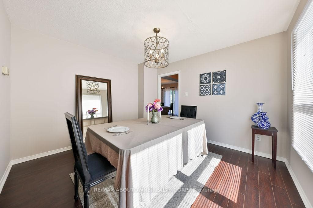 3235 Folkway Drive photo 7