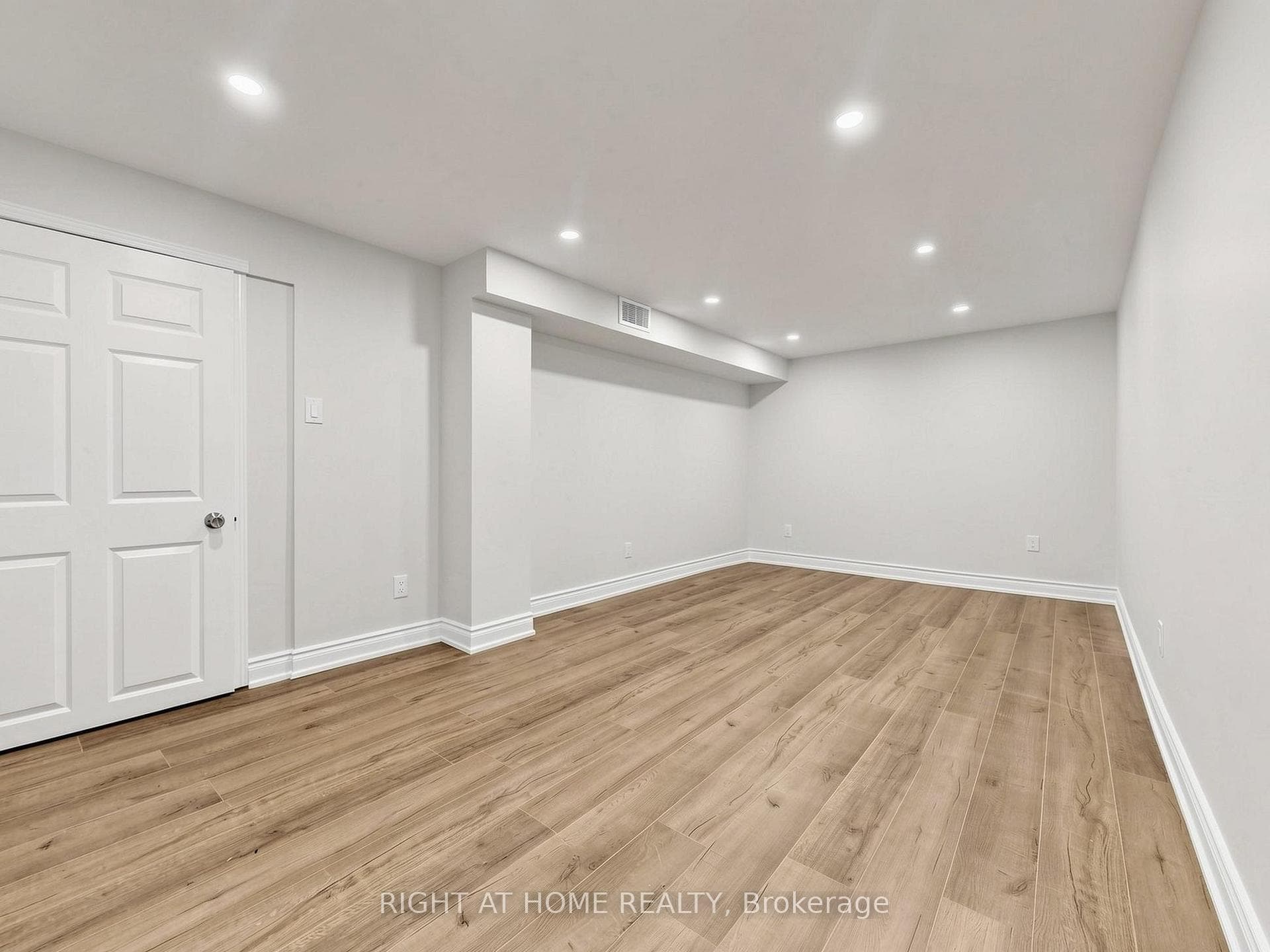 Large Rec room