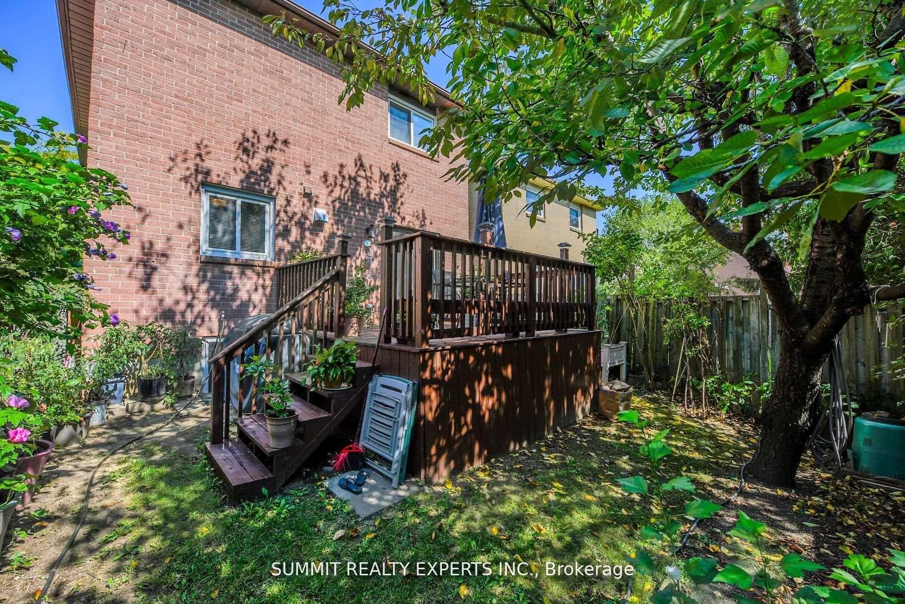 95 Muirland Crescent photo 48