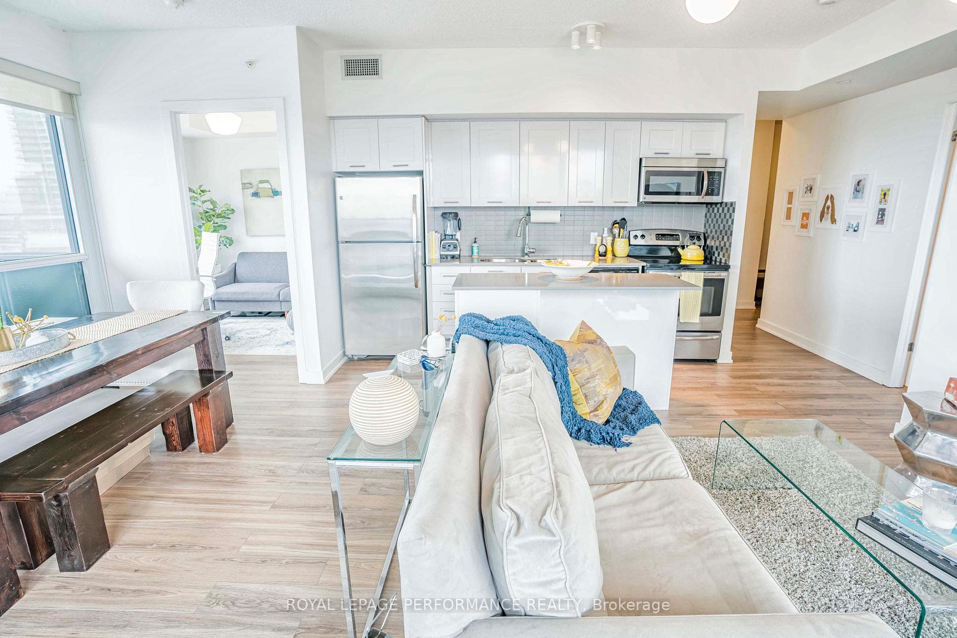 2212 Lake Shore Boulevard Unit 901 photo 10