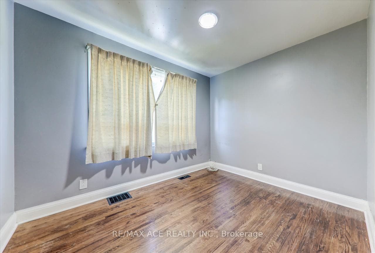 42 Cree Avenue photo 15