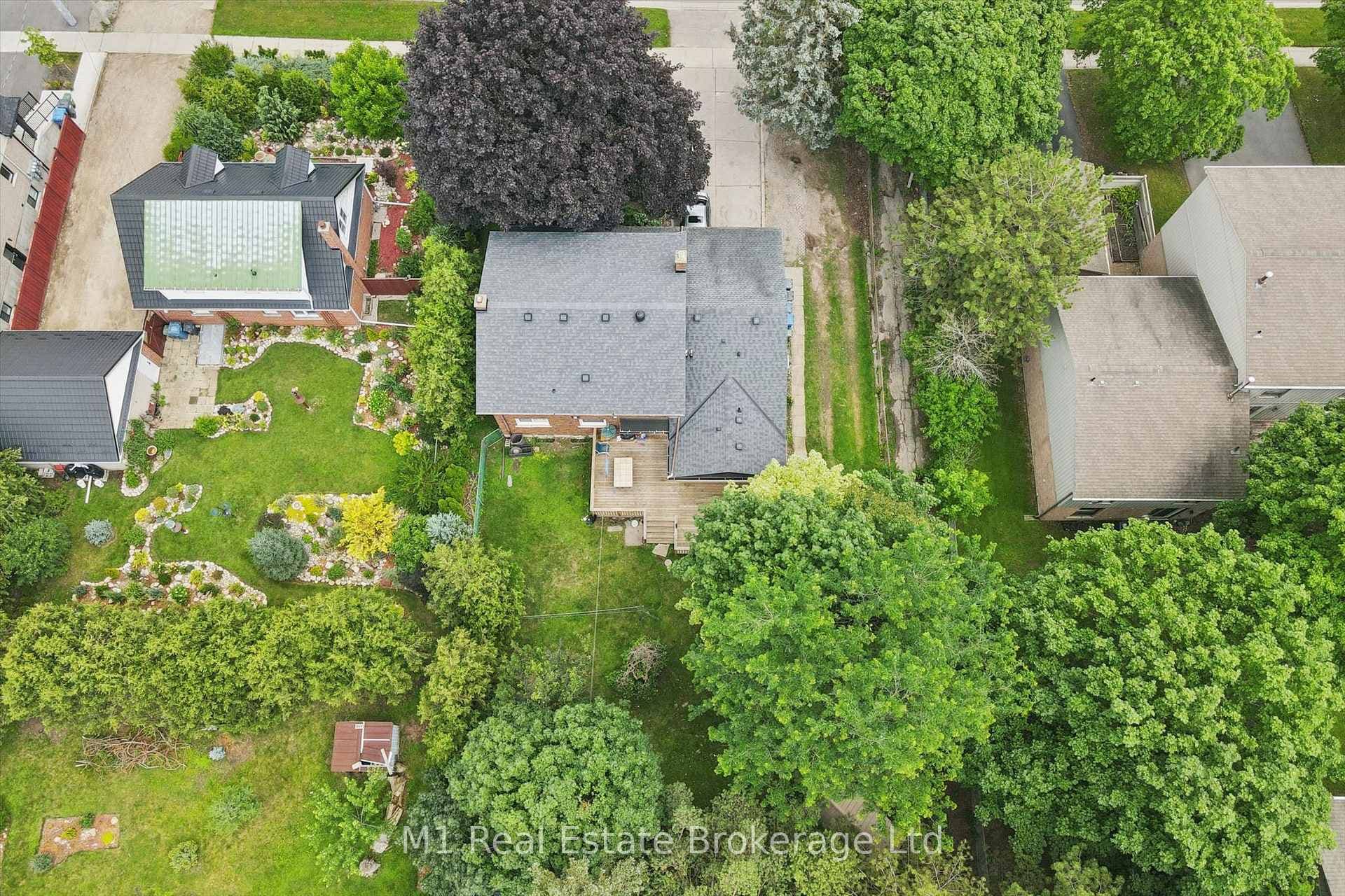 53 Janefield Avenue photo 23