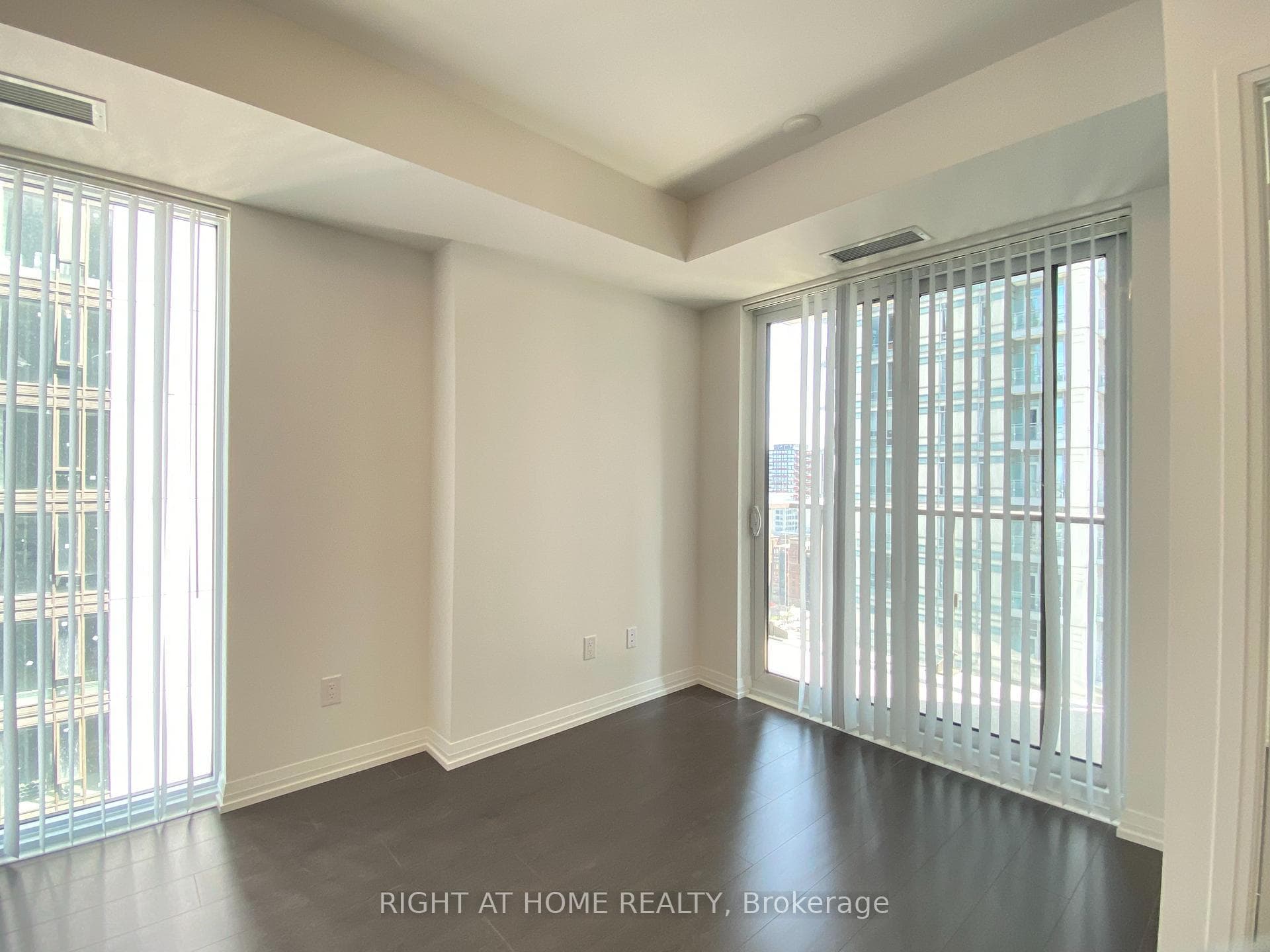 8 widmer Street Unit 2205 photo 11