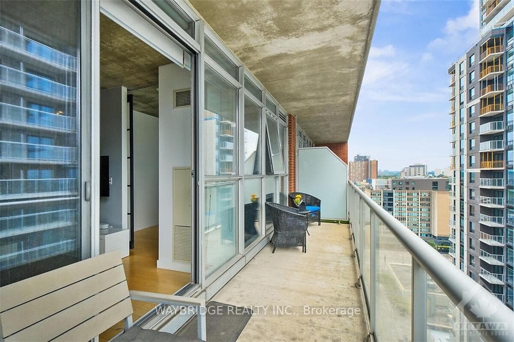 179 GEORGE Street Unit 1605 photo 23