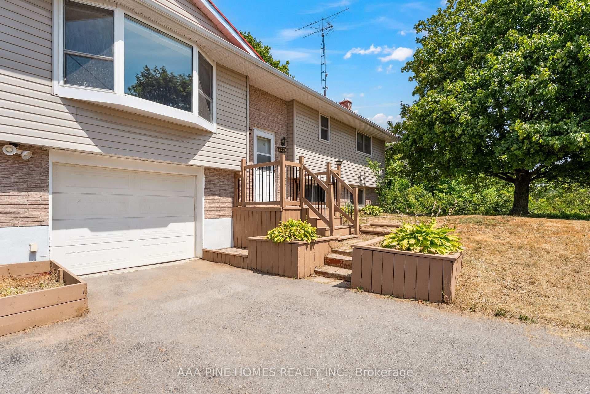 3952 Shannonville Road photo 13