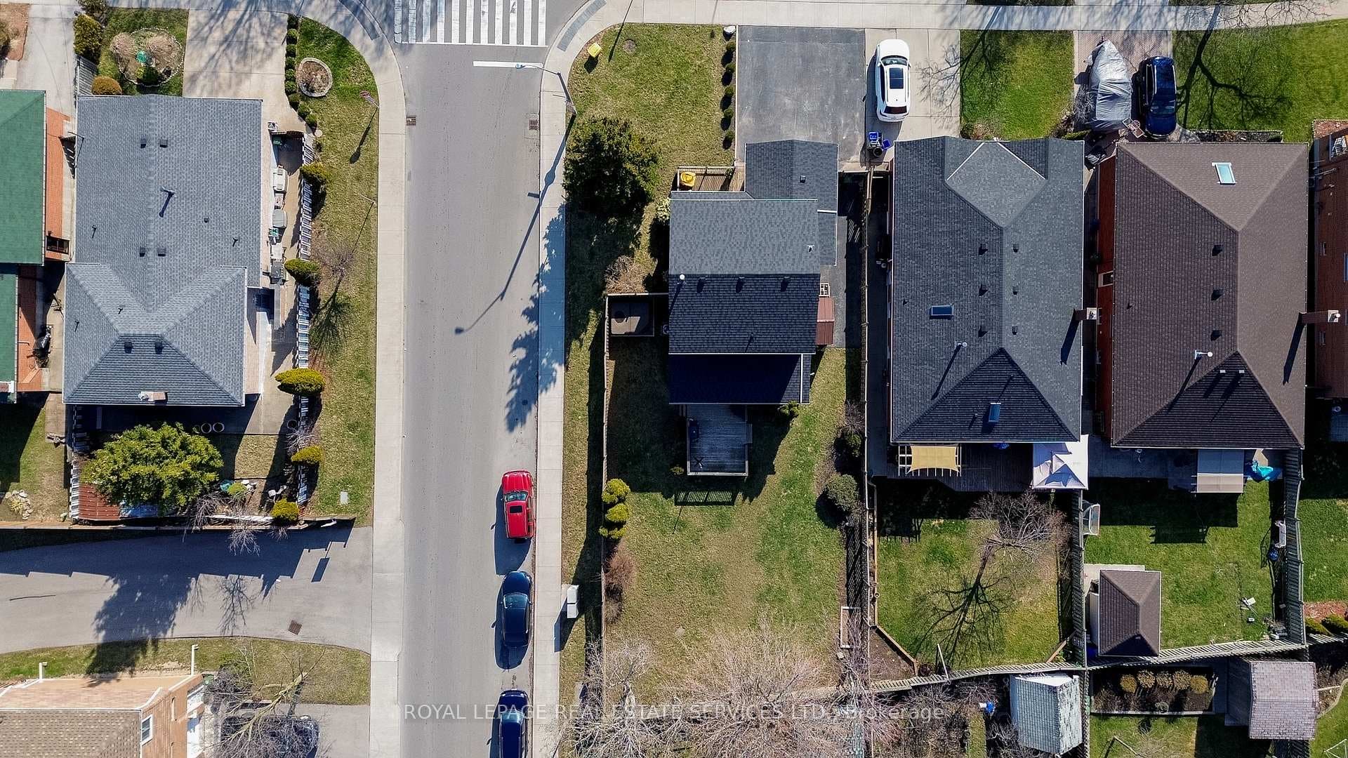40 Birchview Drive photo 32