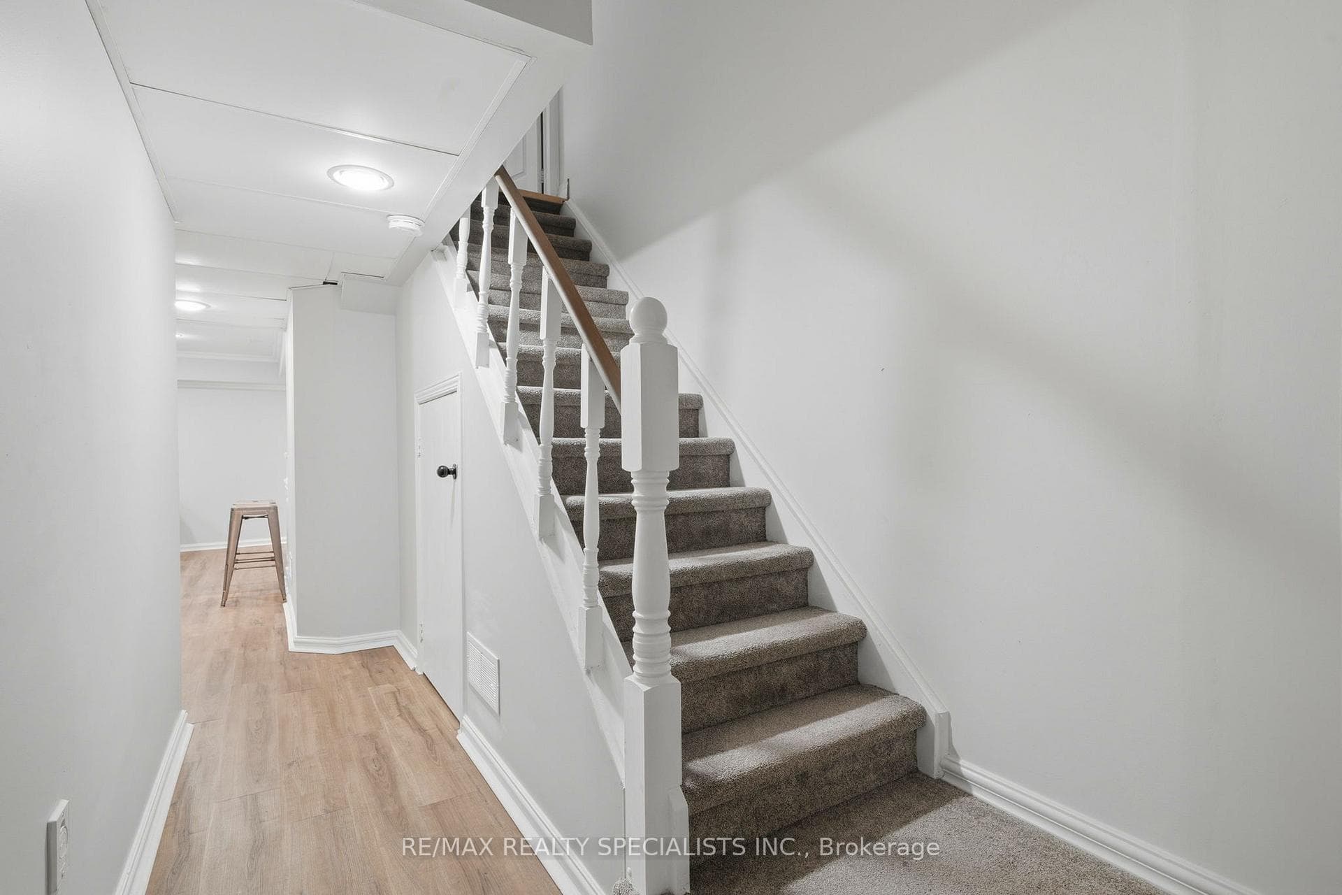 65 Ironhorse Crescent photo 18