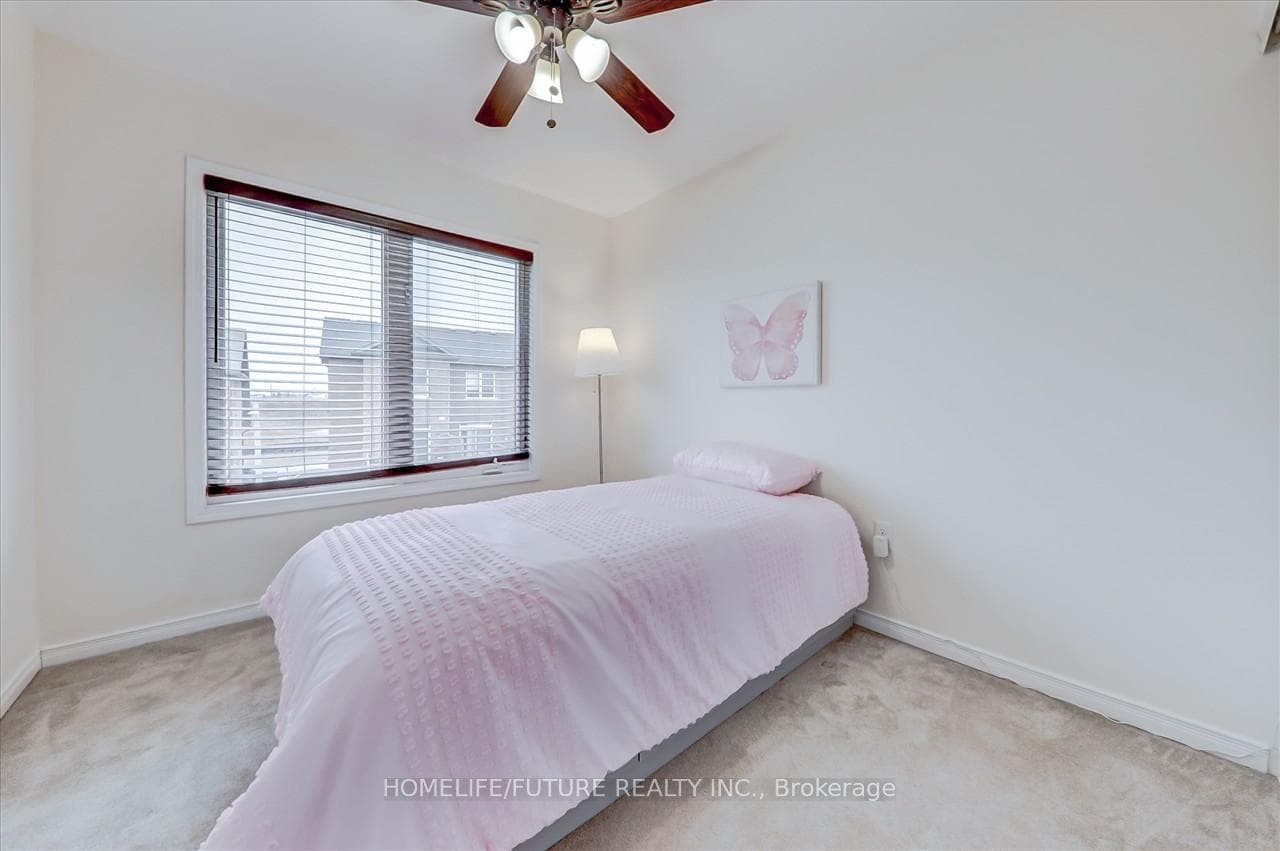 12 Graywardine Lane photo 34