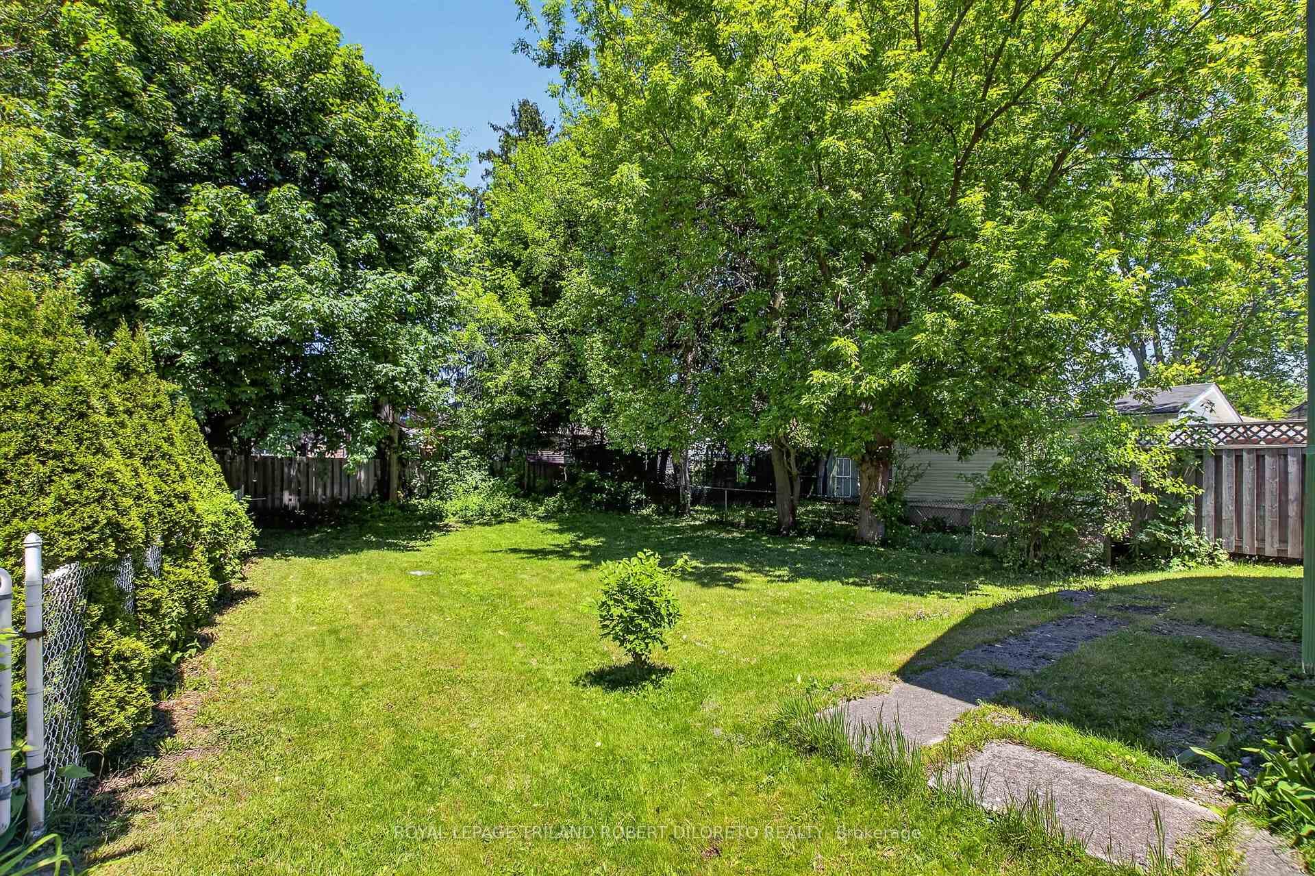 80 Beattie Avenue photo 5