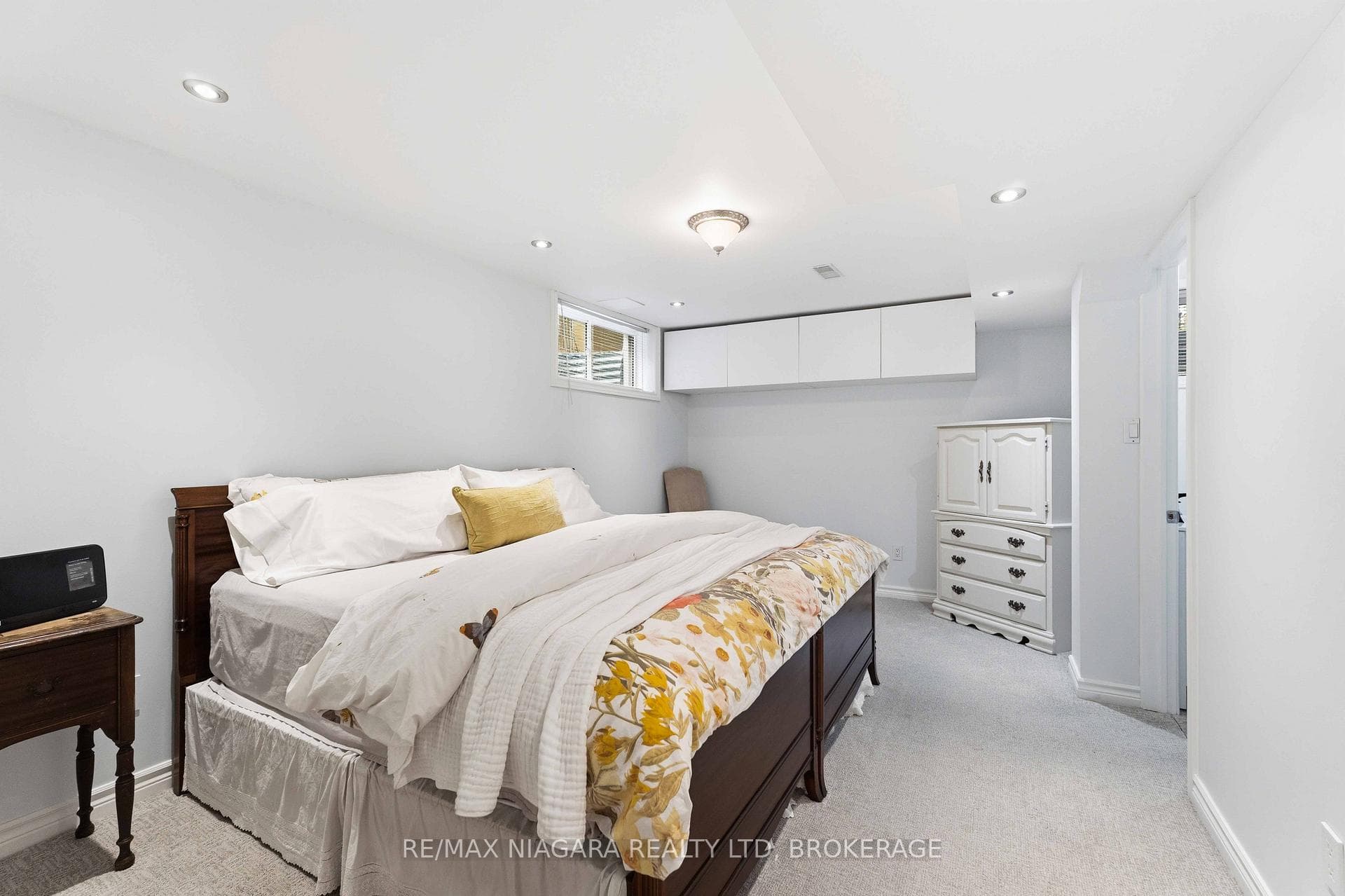 5 Graham Avenue photo 29