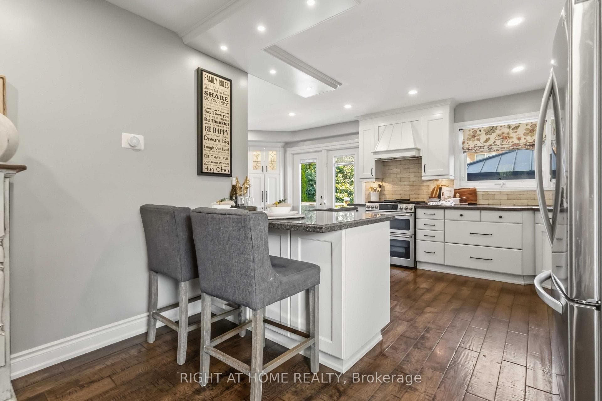 57 Morning Glory Crescent photo 10