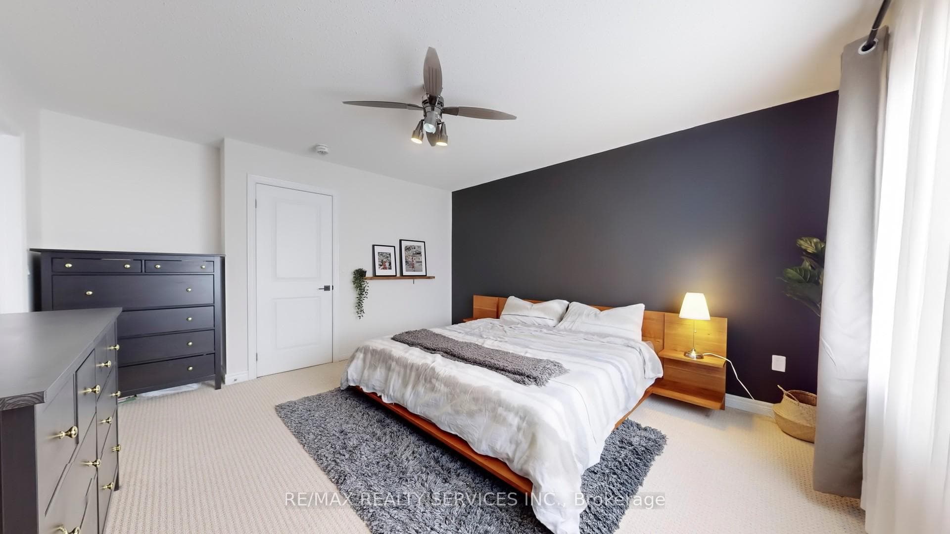256 Inspire Boulevard photo 19