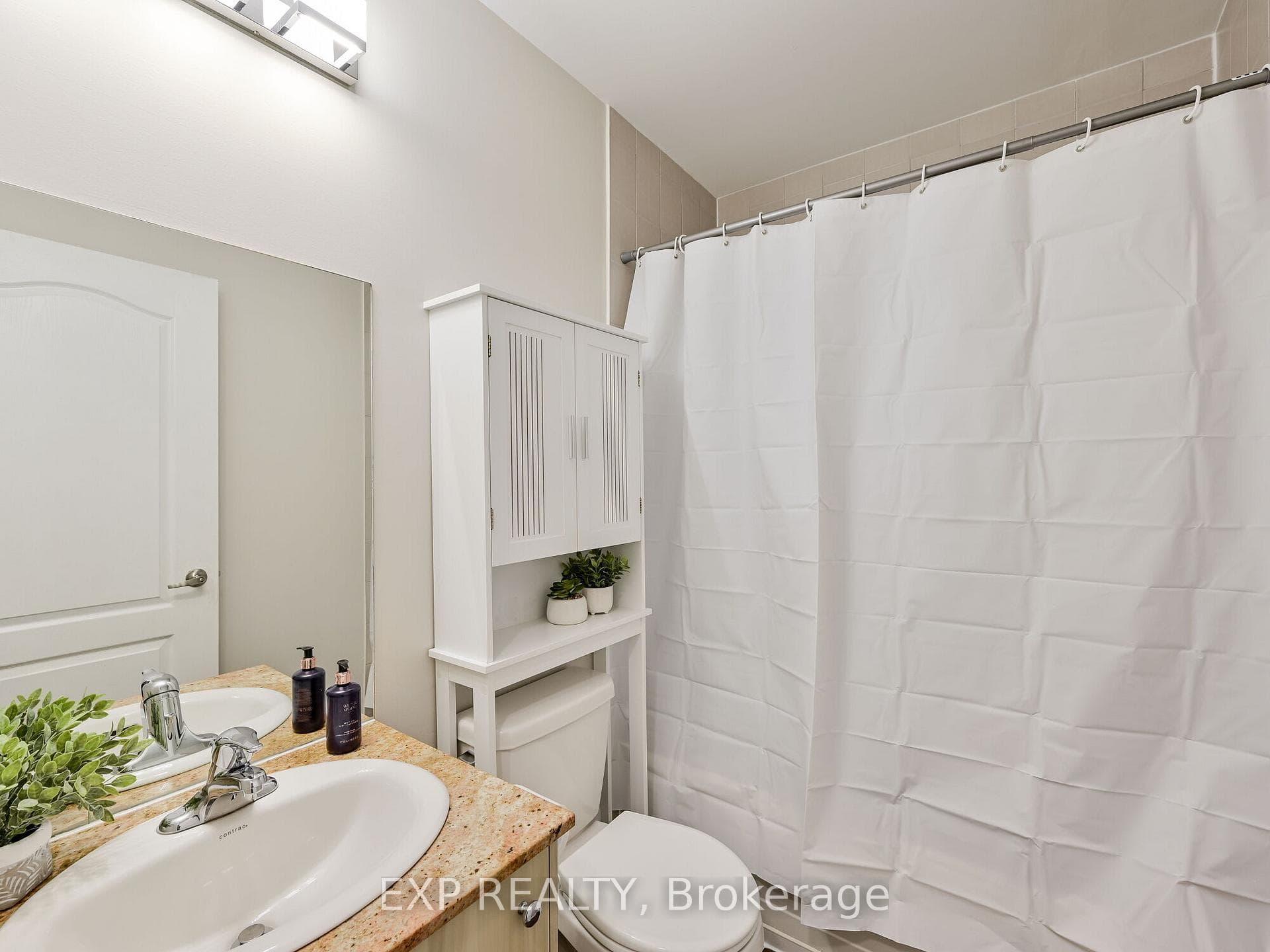 68 Winston Park Boulevard Unit 8 photo 23