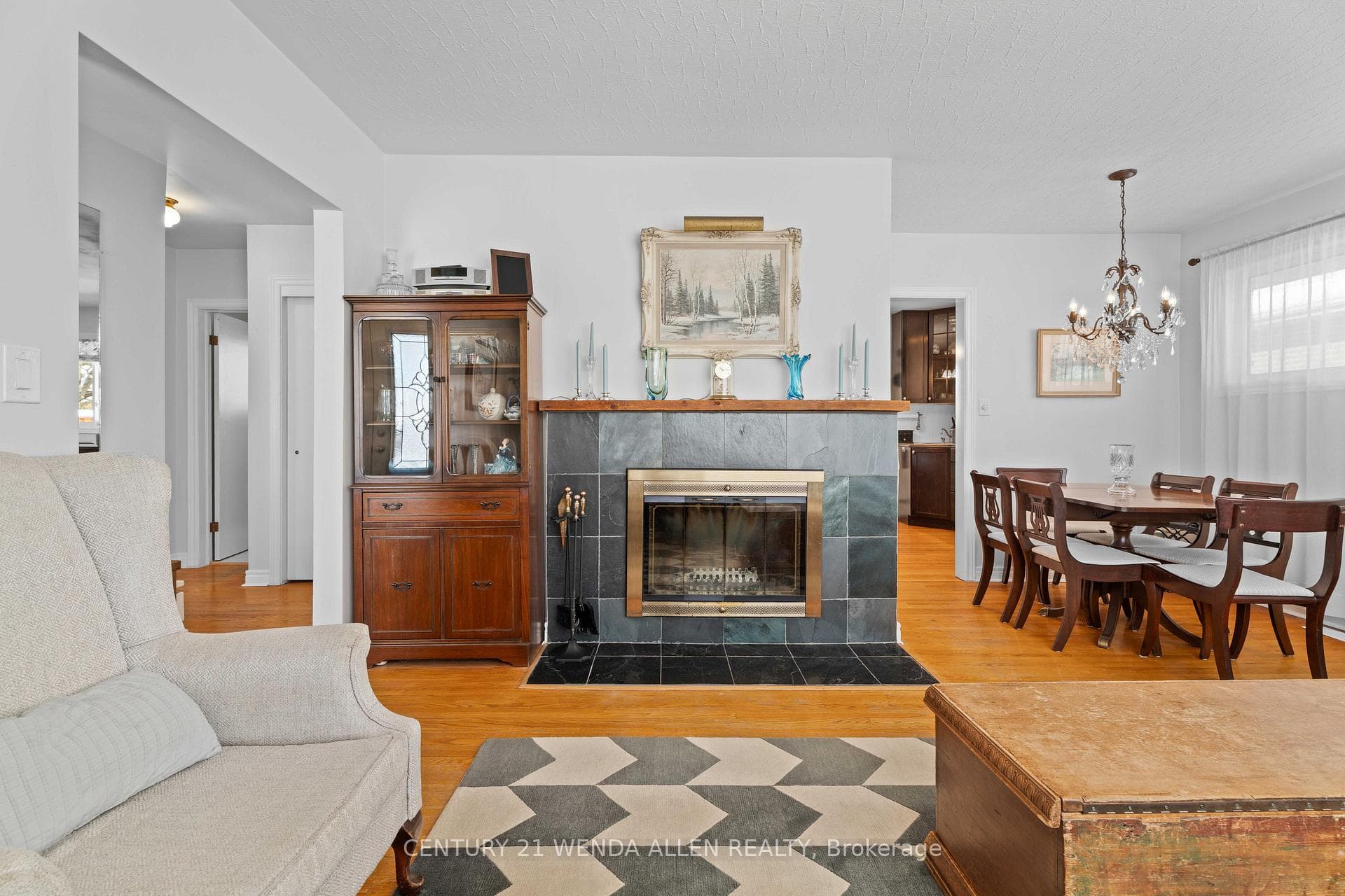 560 Central Park Boulevard photo 10