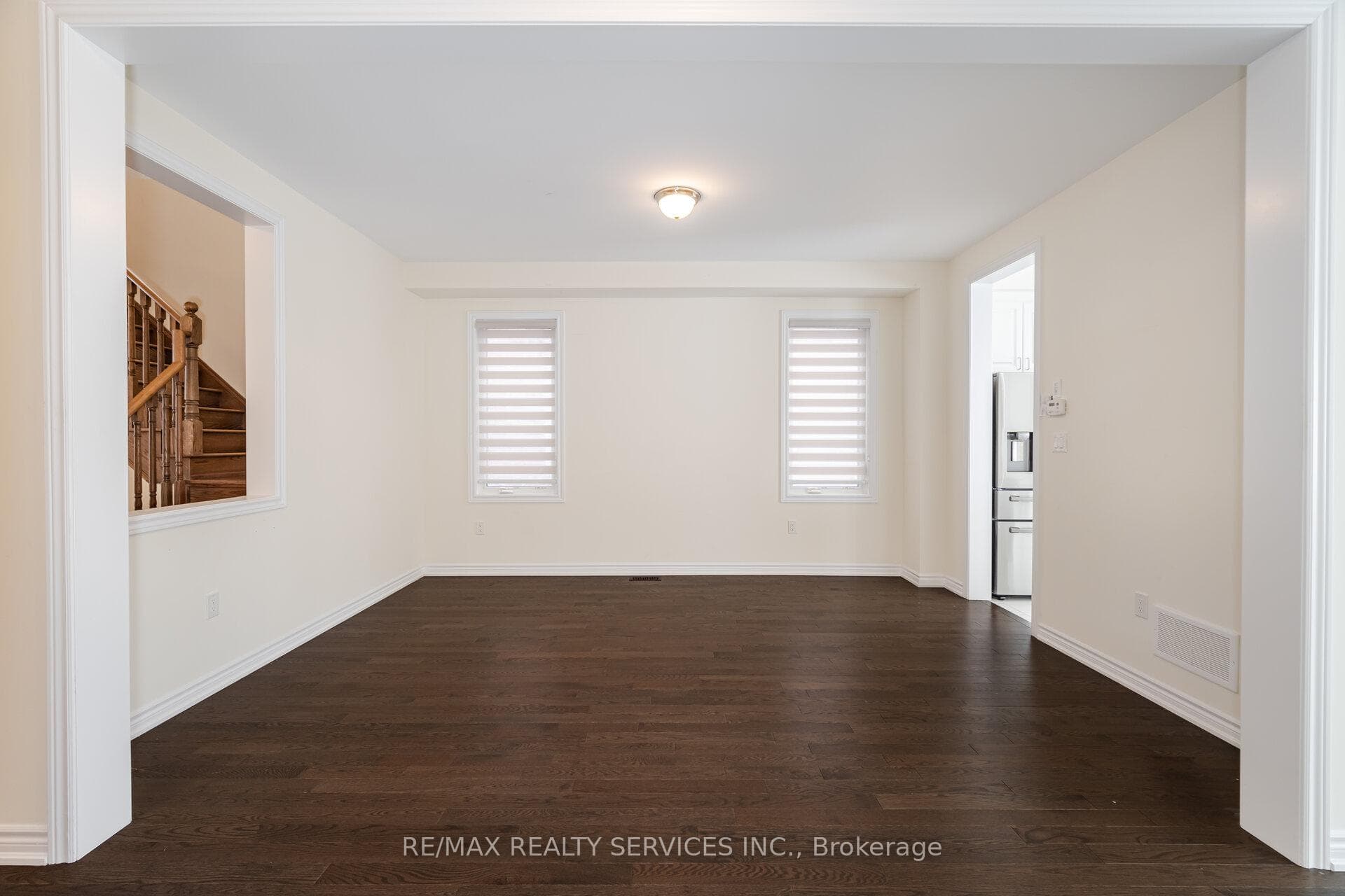 37 Royal Fern Crescent photo 5