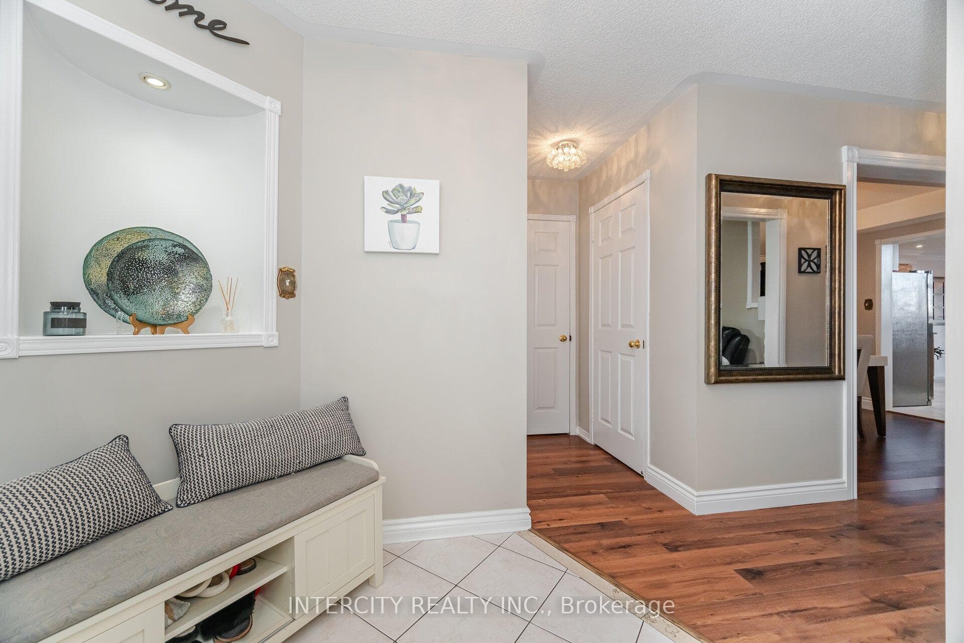 19 Aspenwood Trail photo 6