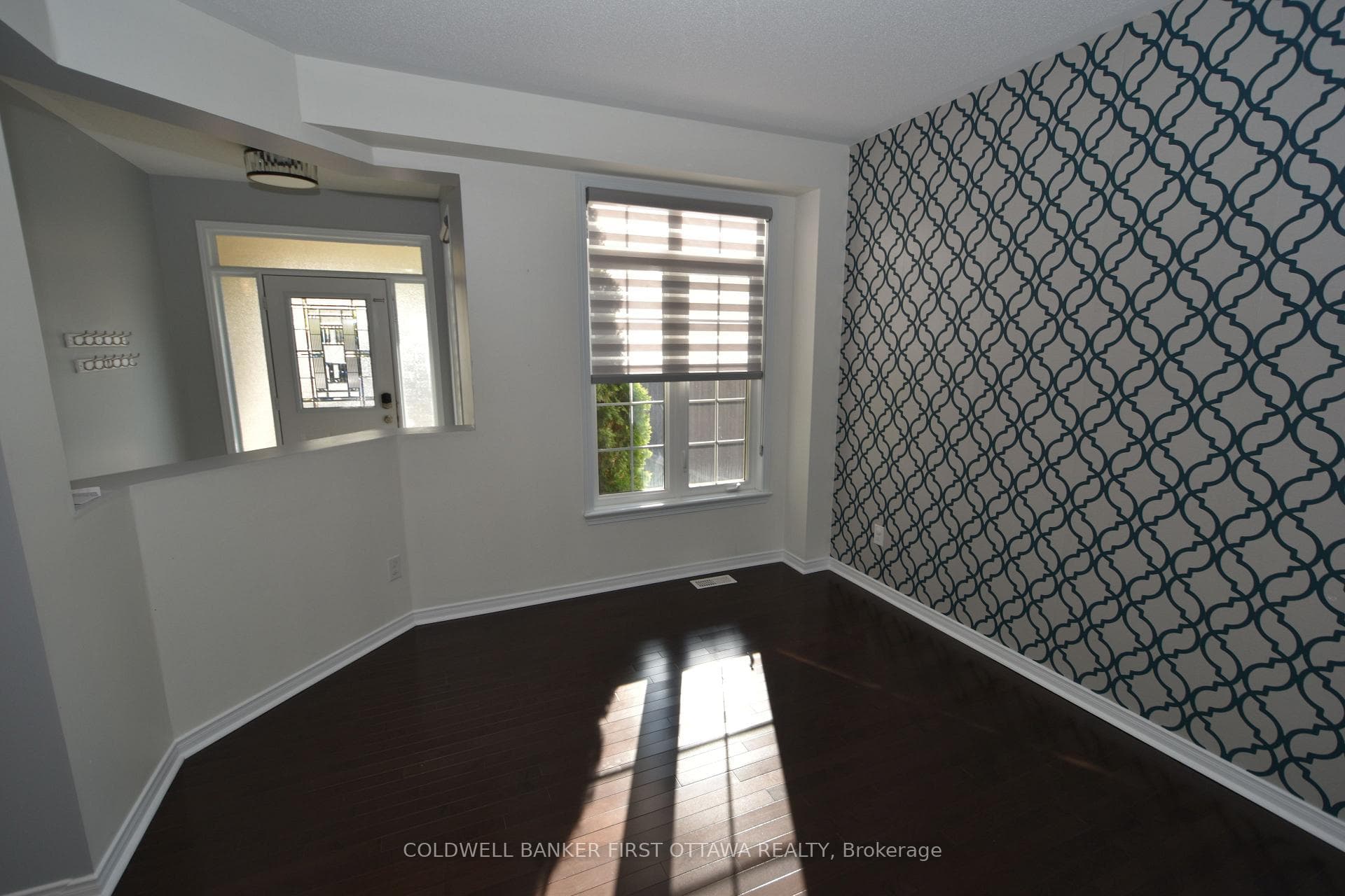 413 Blackleaf Drive photo 2