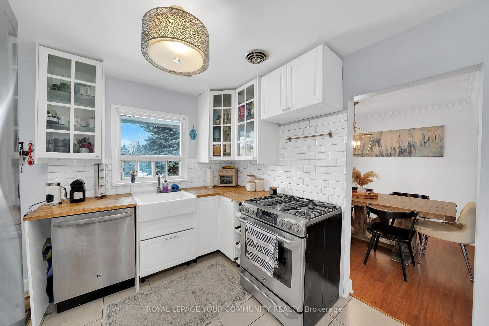 70 Simmons Street photo 25