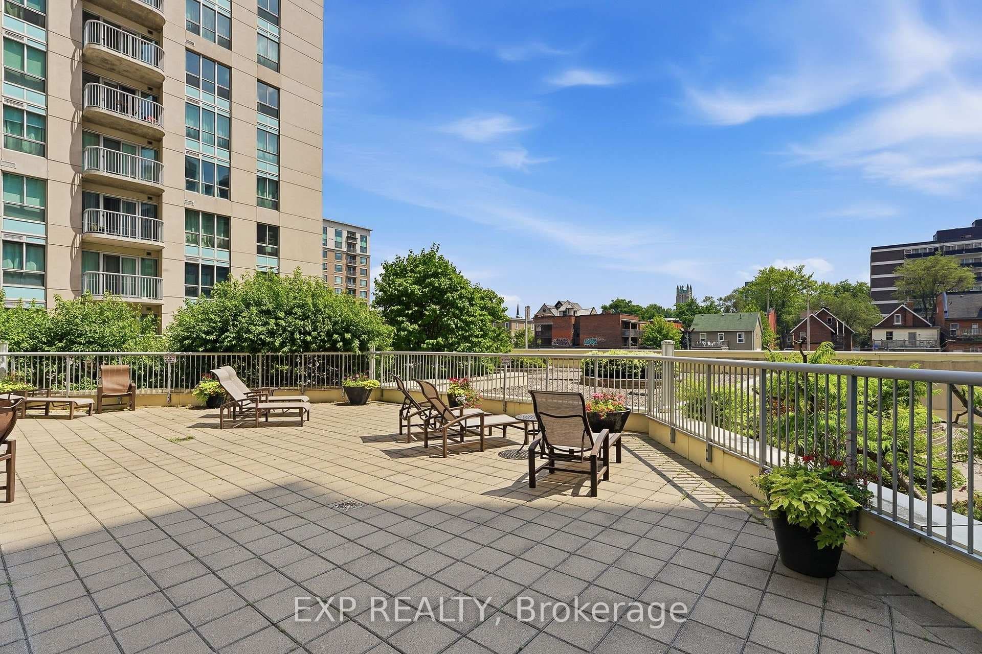 234 Rideau Street Unit 304 photo 7