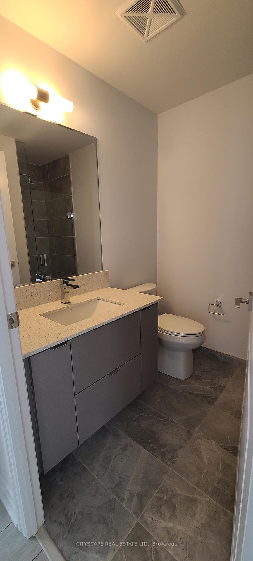 30 Elm Drive Unit 1110 photo 6