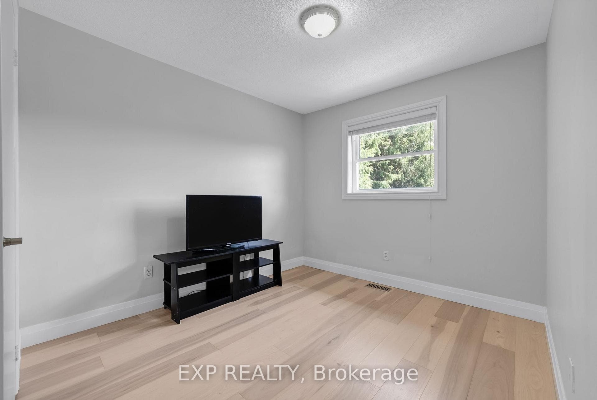 14 Russell Hill Road photo 28