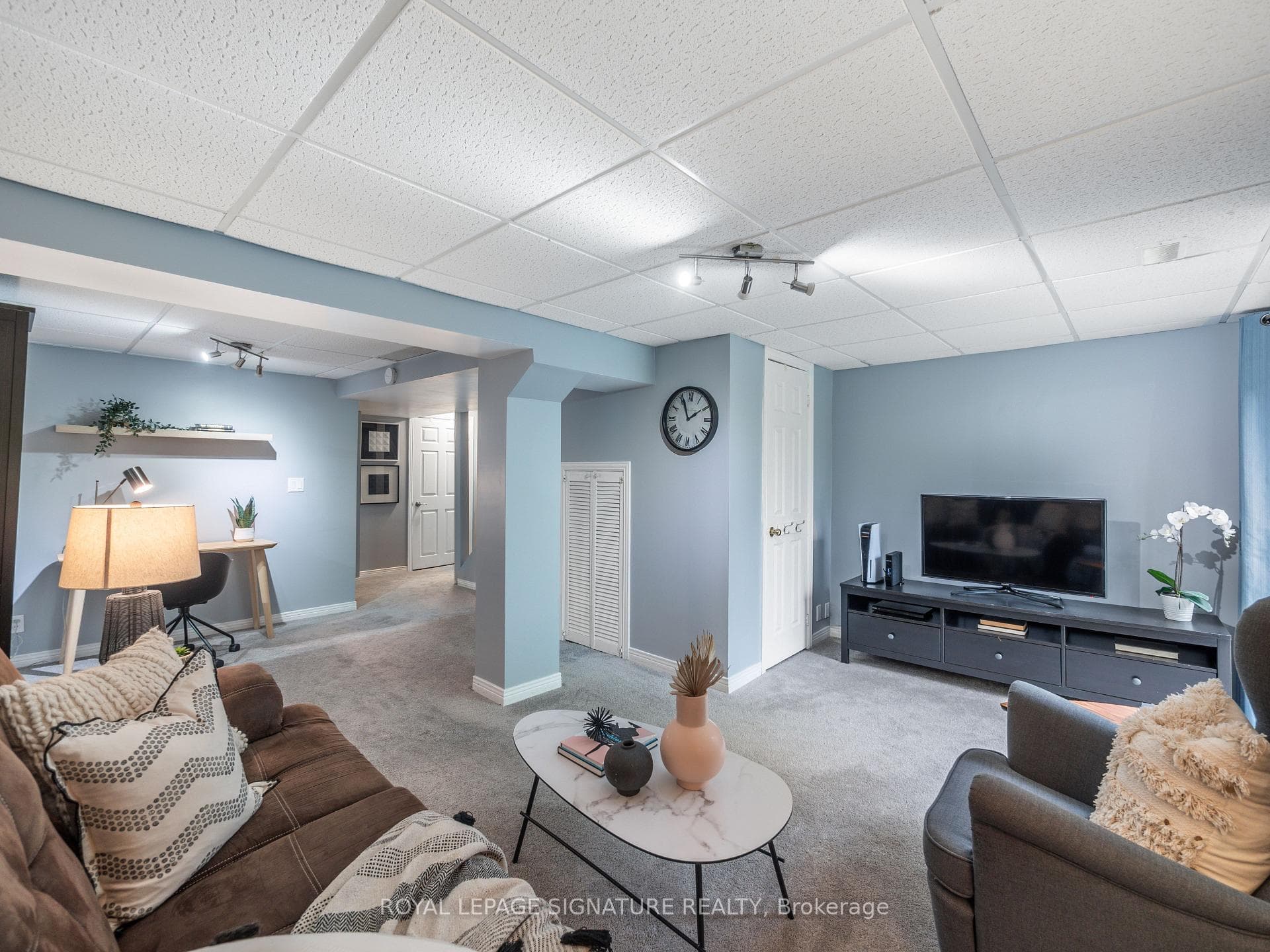 413 Cobblehill Drive photo 33