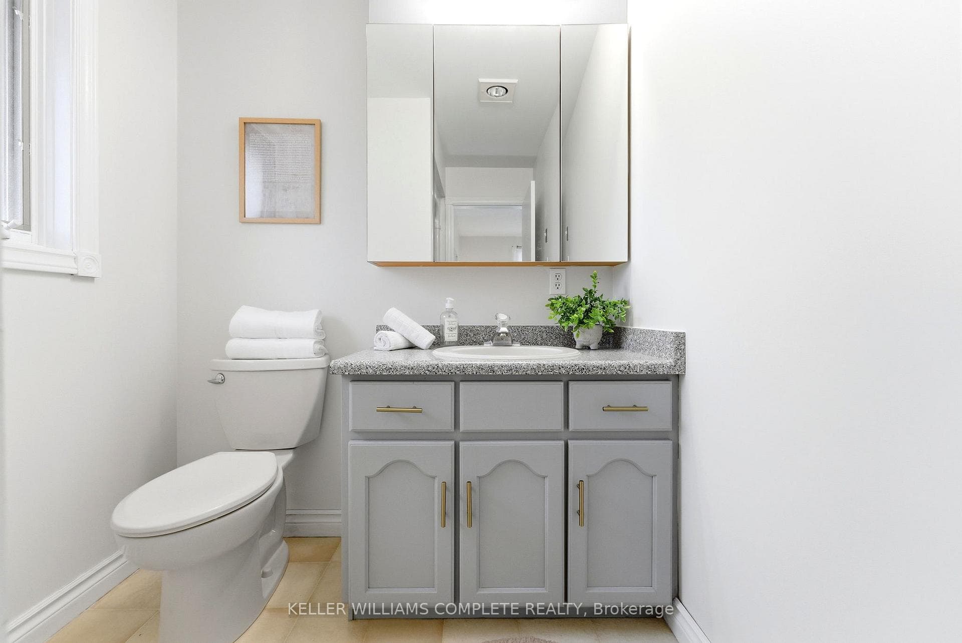 72 WADE Road photo 20