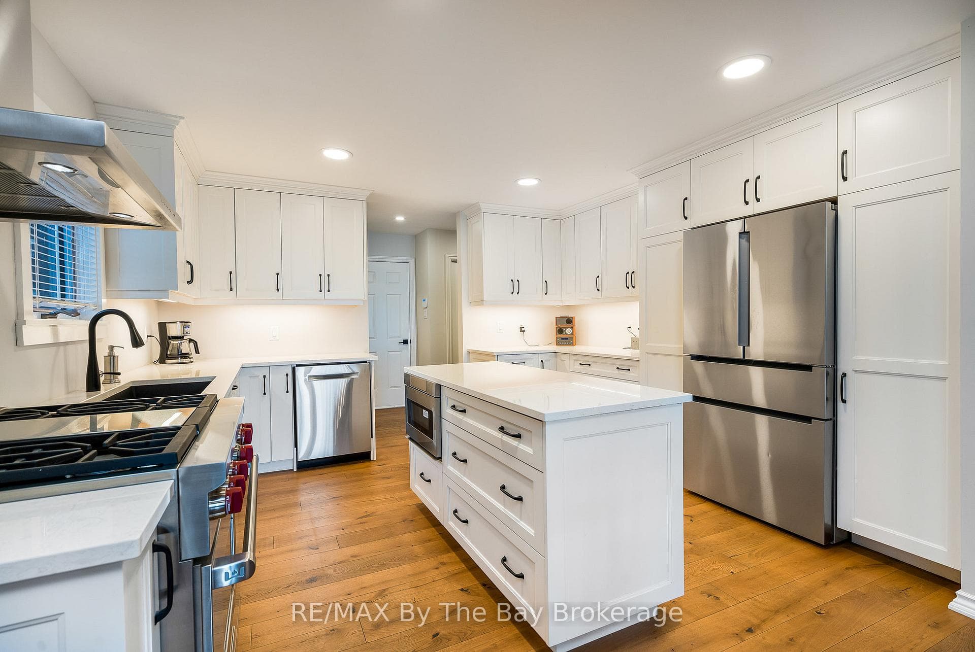 38 Willow Drive photo 18