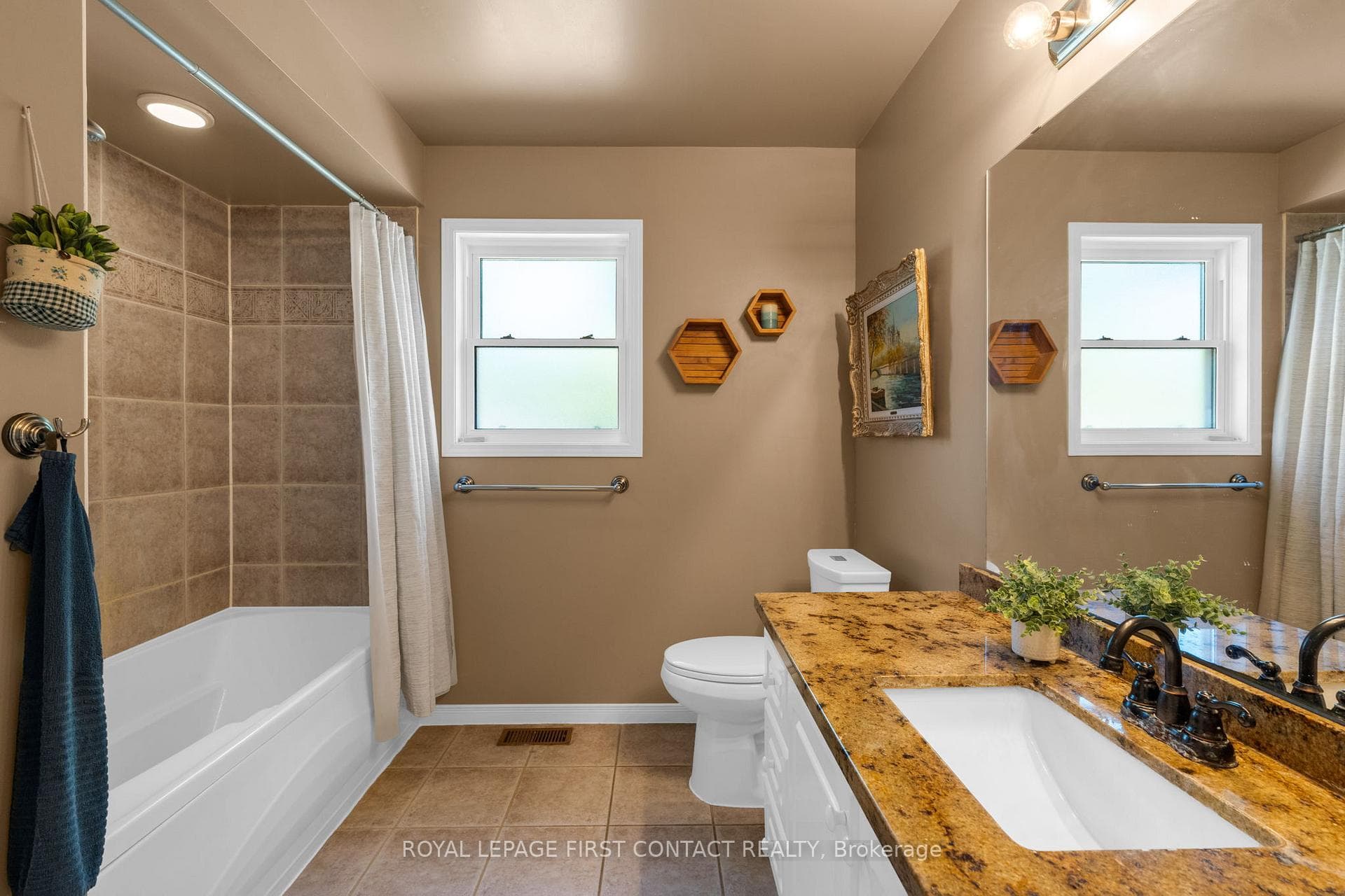 762 Dominion Avenue photo 19