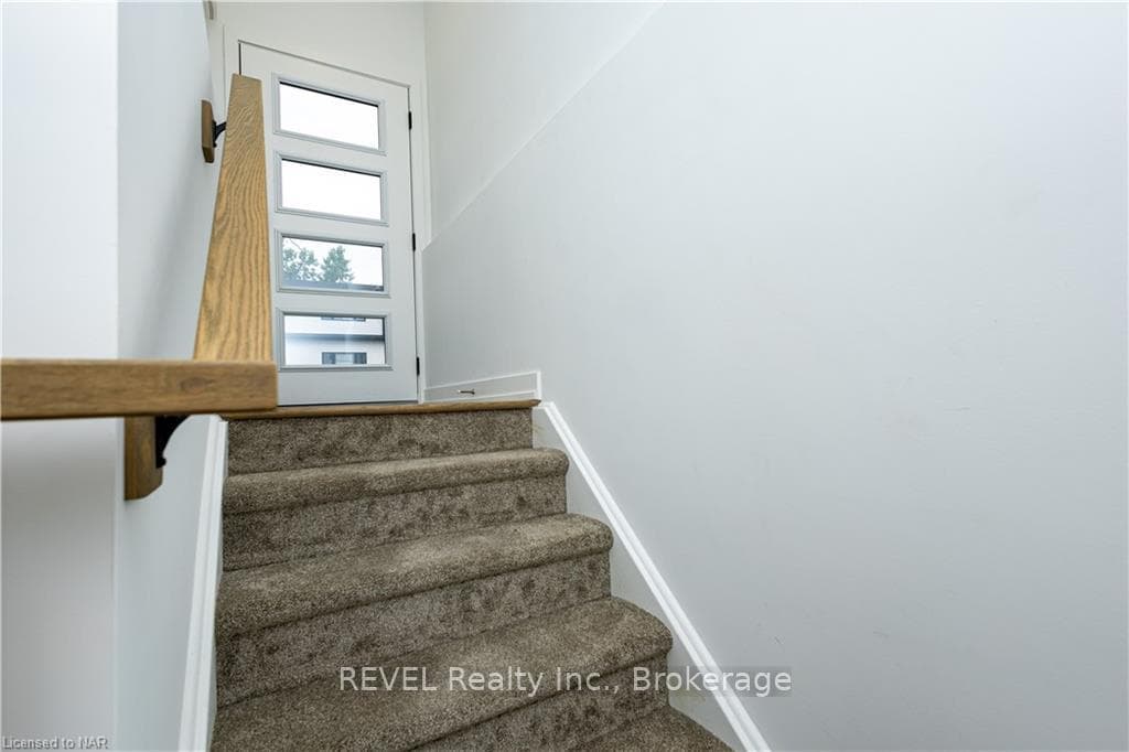 4263 FOURTH AVE Avenue Unit 211 photo 4