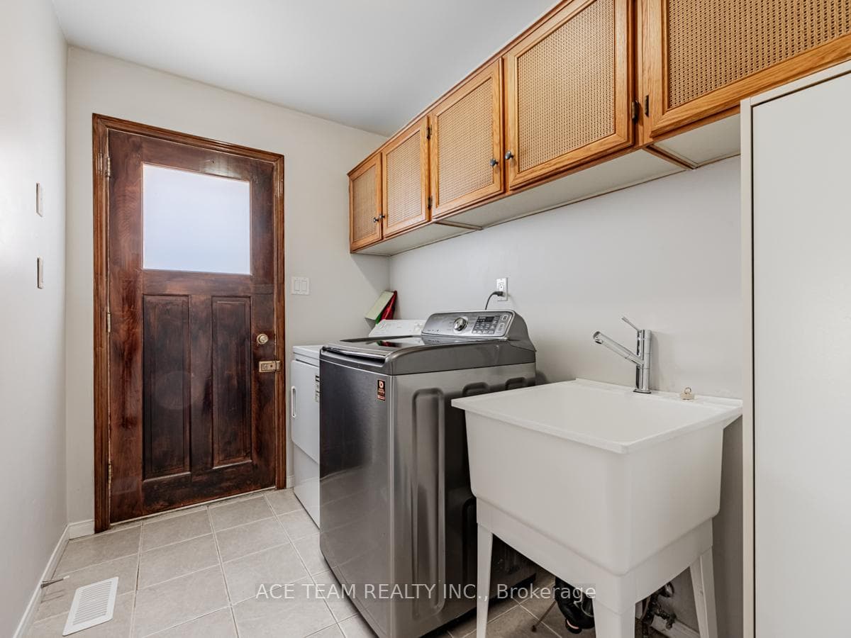 2167 Margot Street photo 22