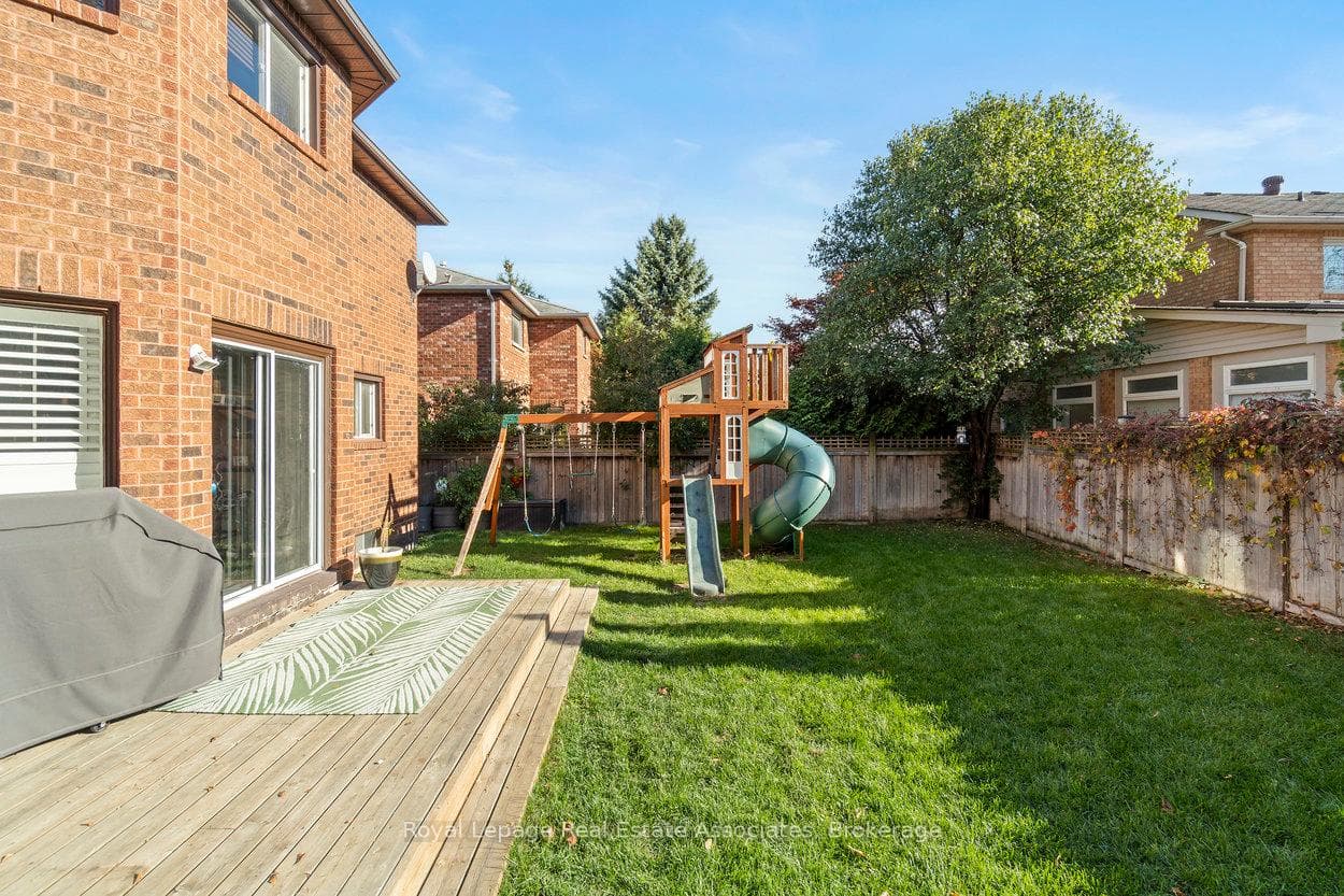 11 Craig Crescent photo 47