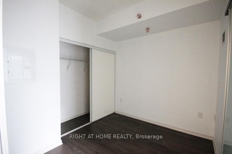 36 Lisgar Street Unit 831W photo 15