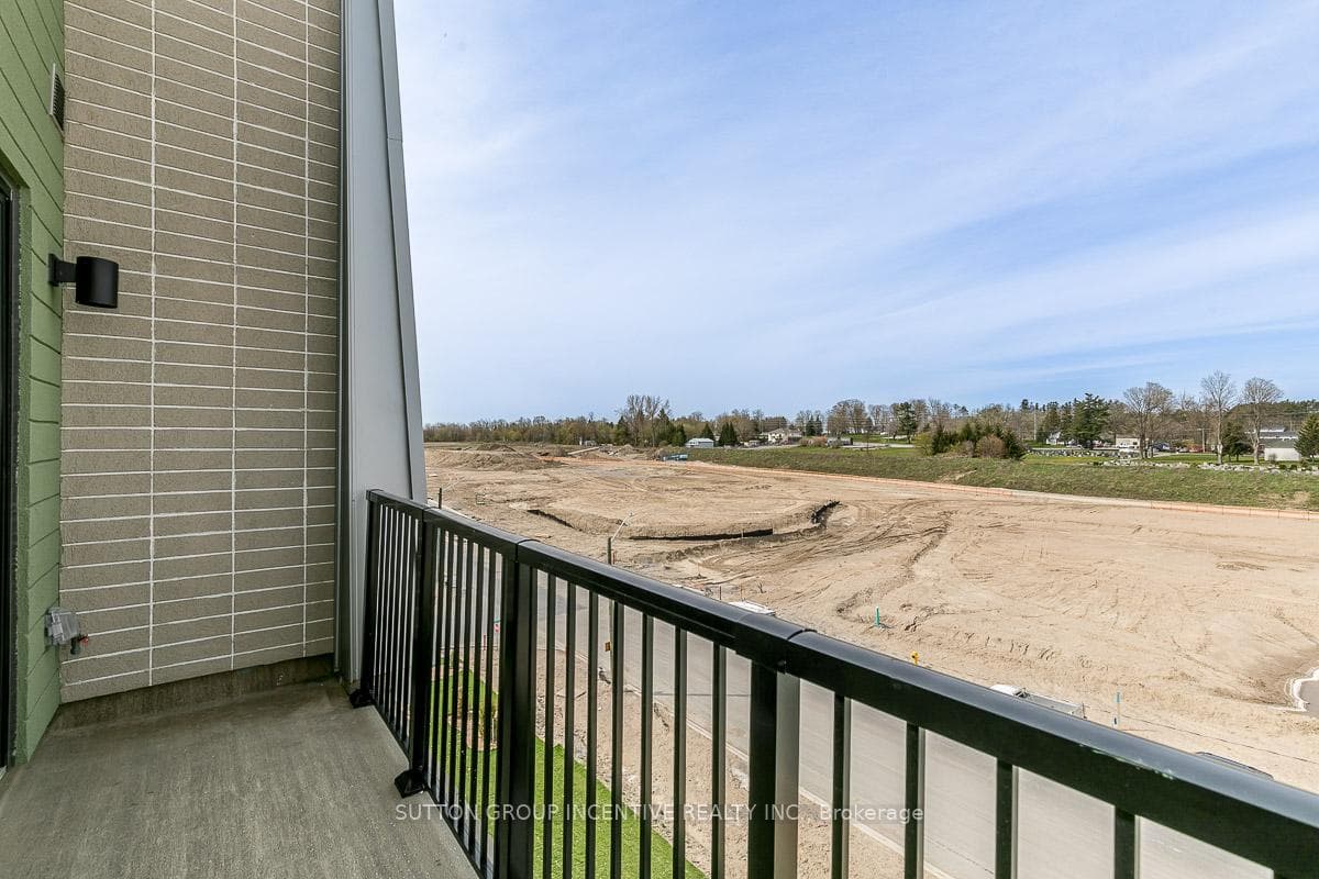 6 Spice Way Unit 404 photo 16