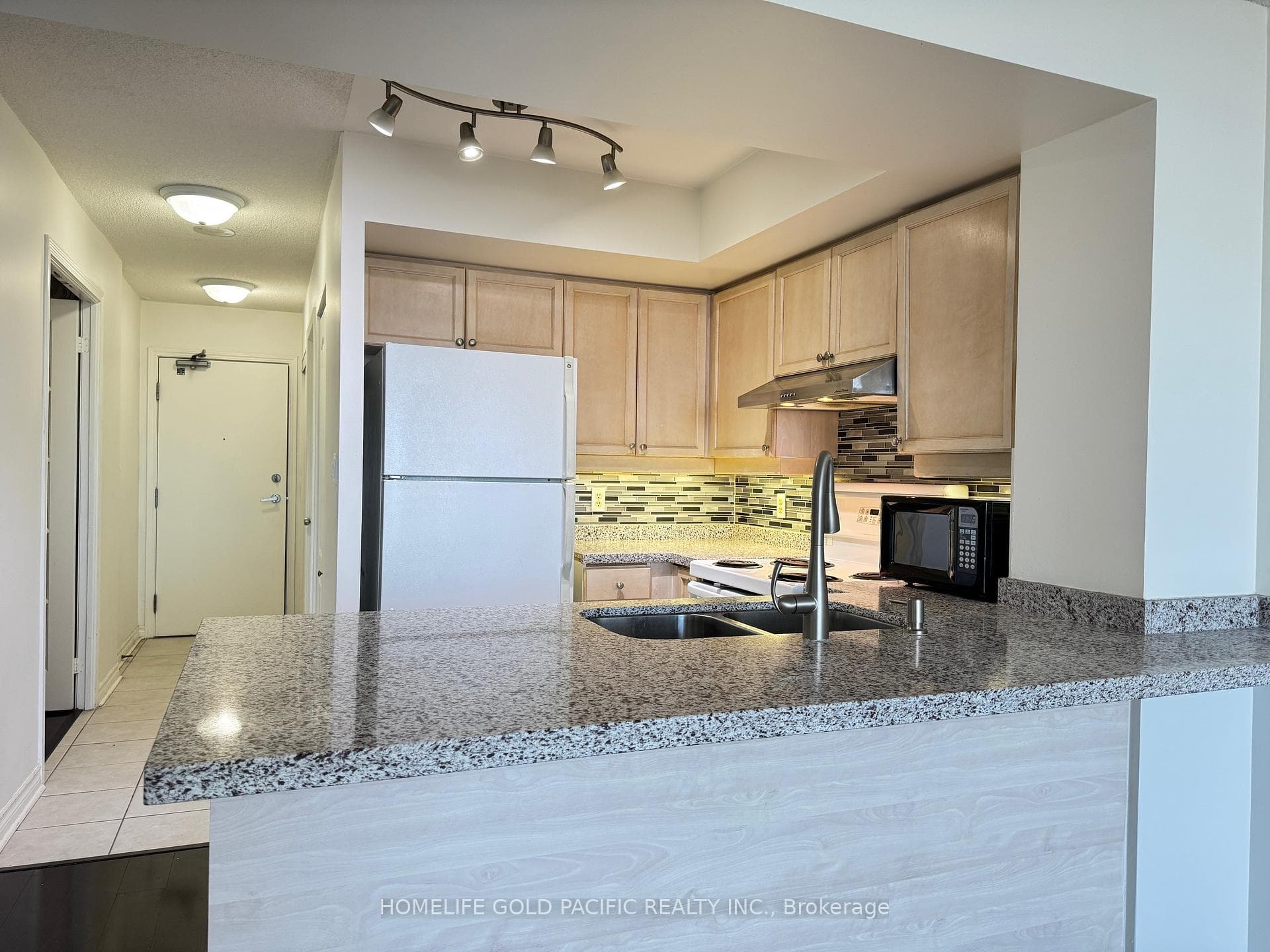 1 Rean Drive Unit 2209 photo 5