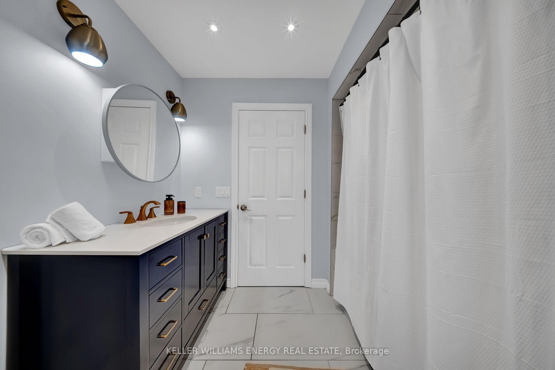 20 Hearthstone Crescent photo 32