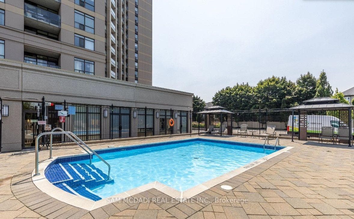 220 Forum Drive Unit 804 photo 16