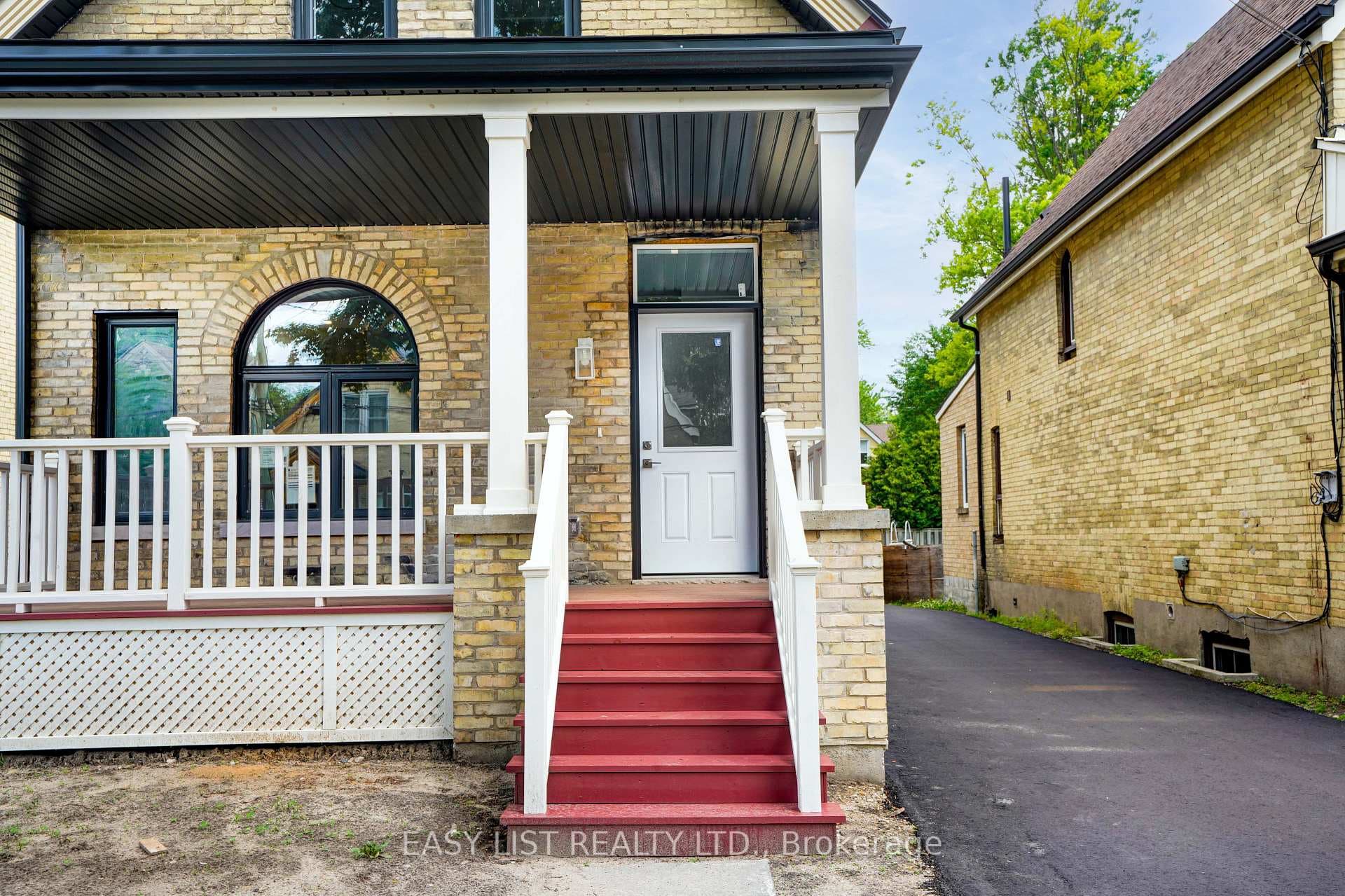 840 Lorne Avenue photo 3