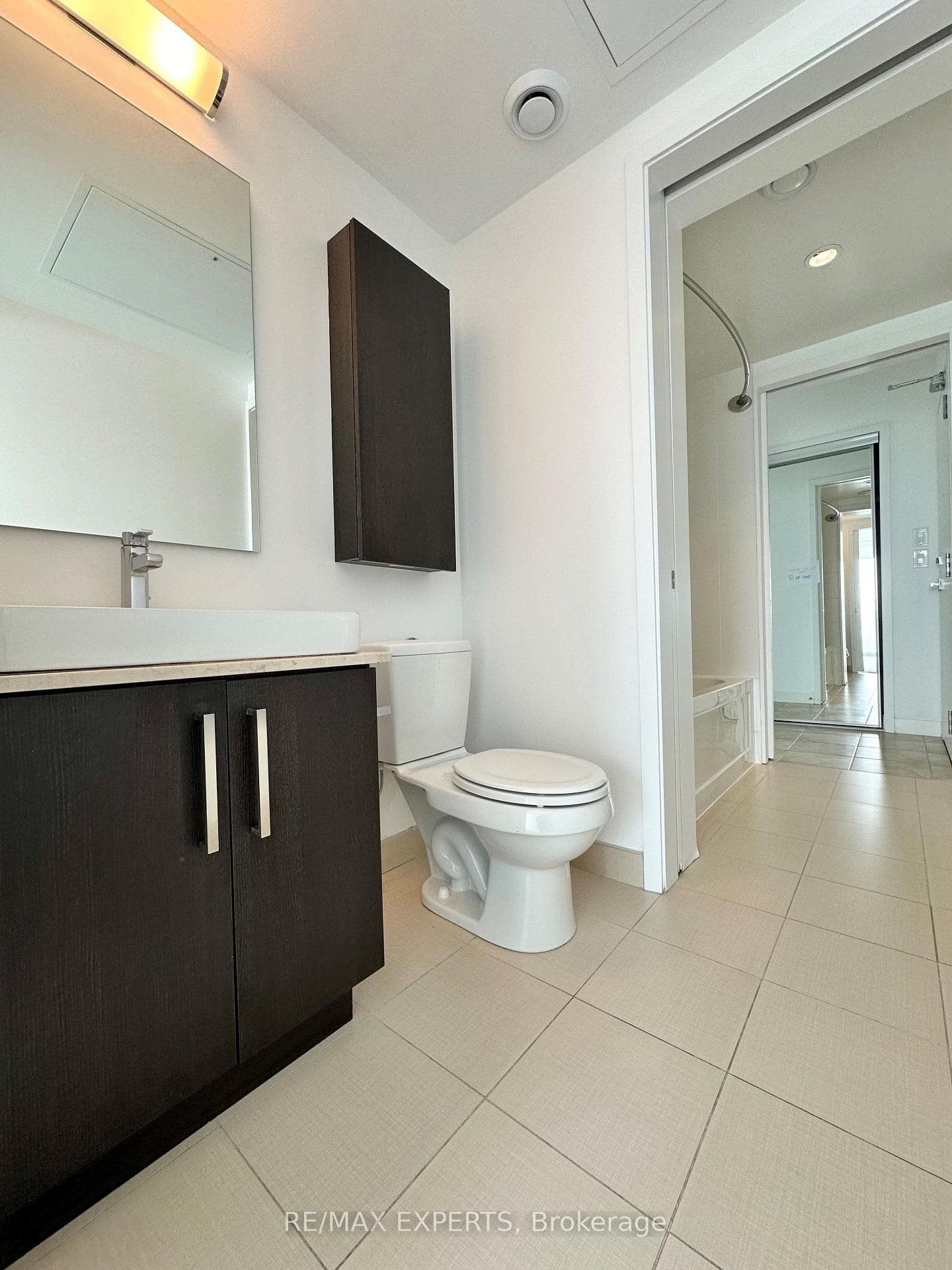 12 York Street Unit 4607 photo 14